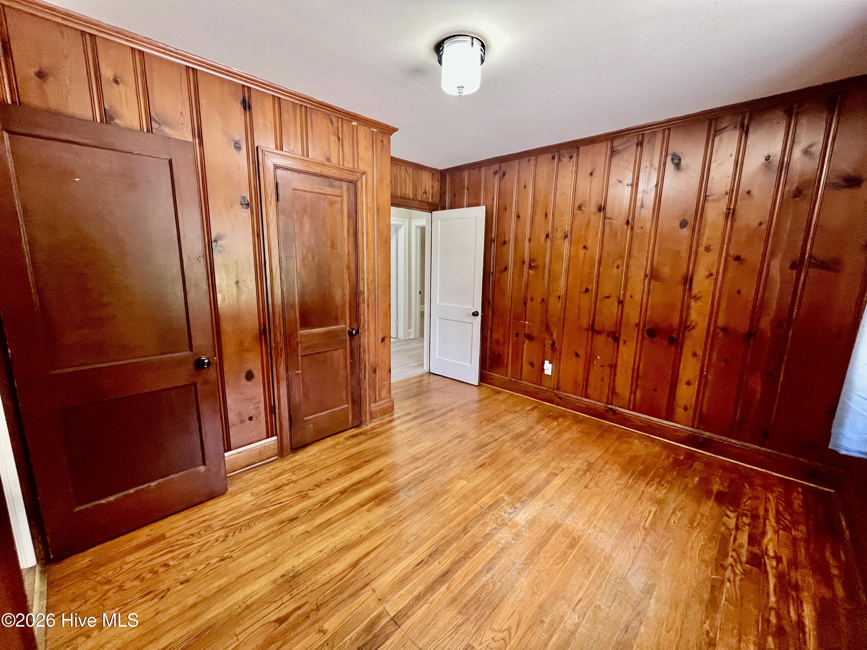 1709 Beech Street Property Photo 16