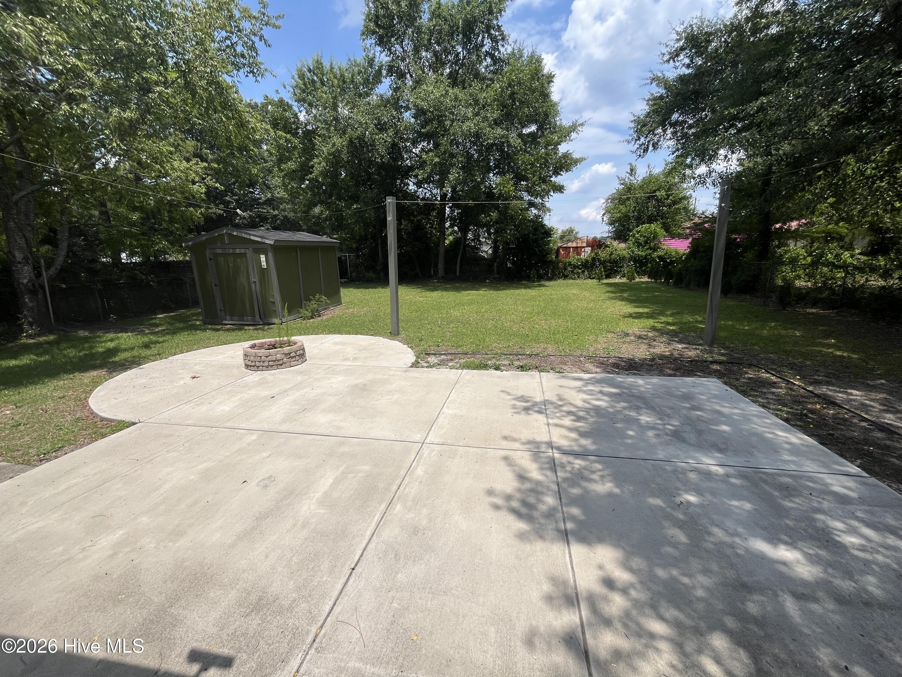1709 Beech Street Property Photo 27