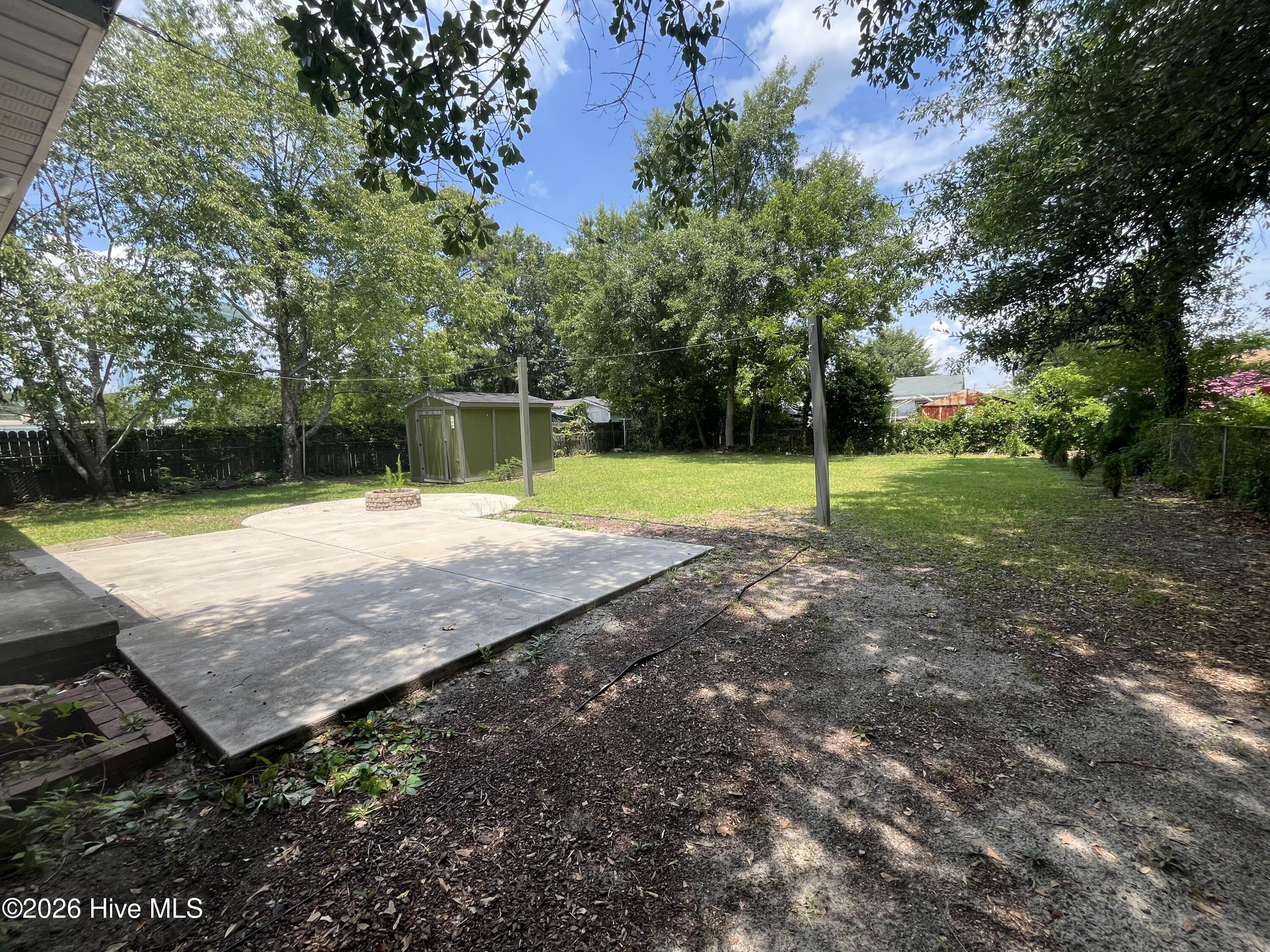 1709 Beech Street Property Photo 28