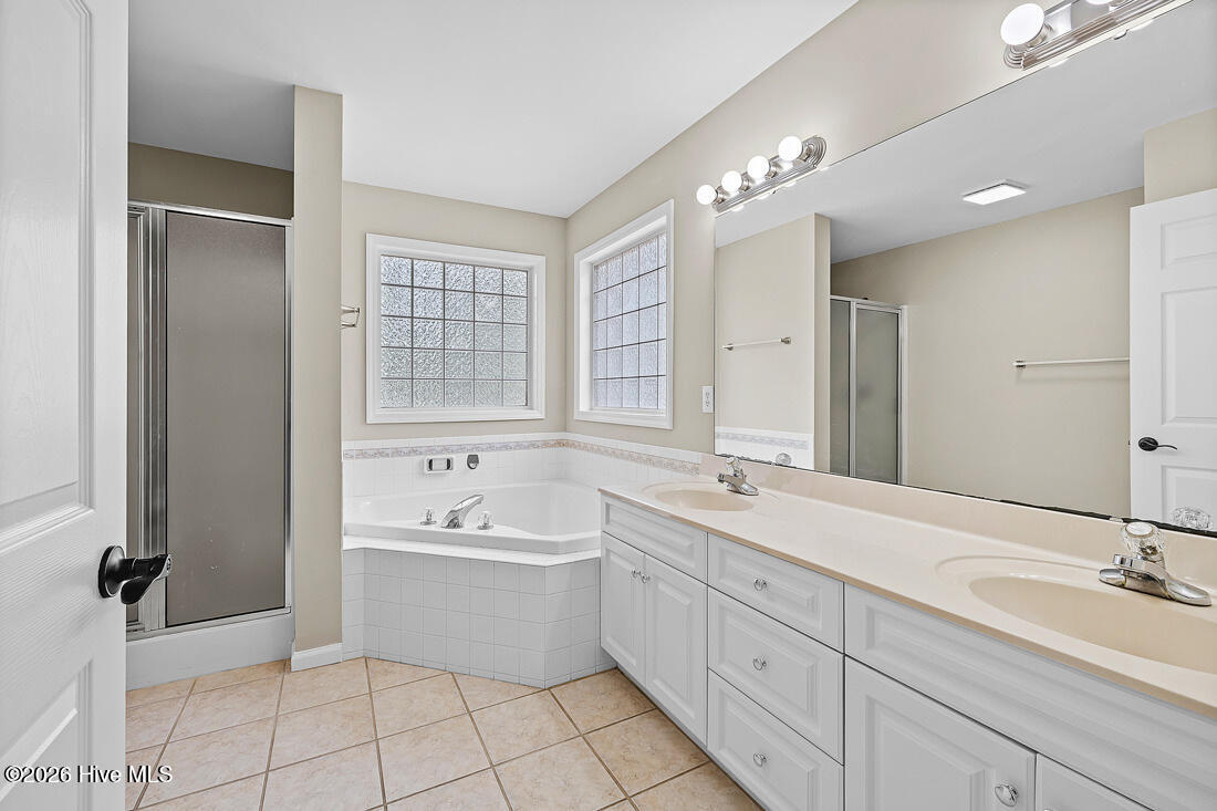 242 Juniper Creek Boulevard Property Photo 17