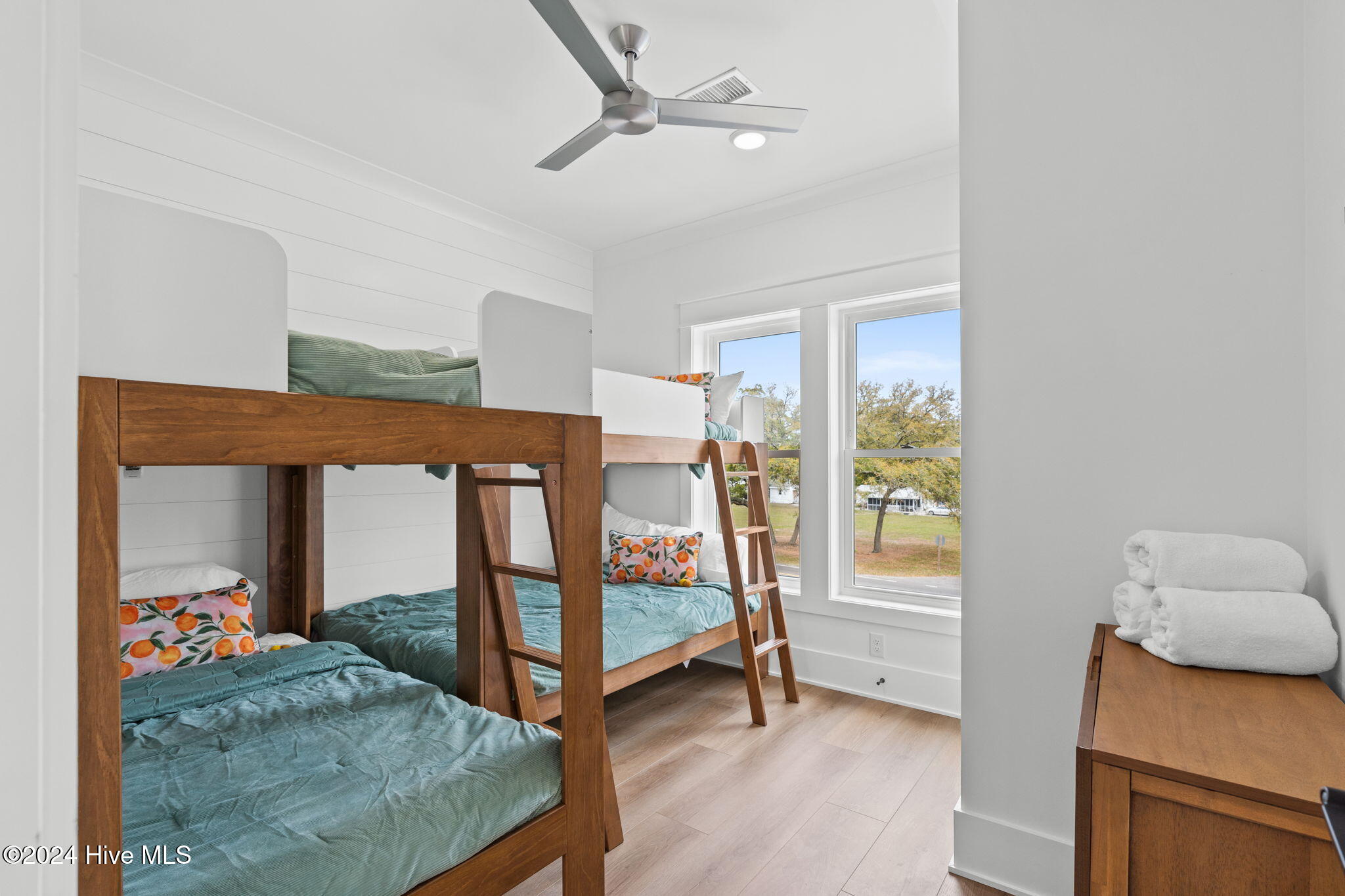 6601 E Oak Island Drive Property Photo 41