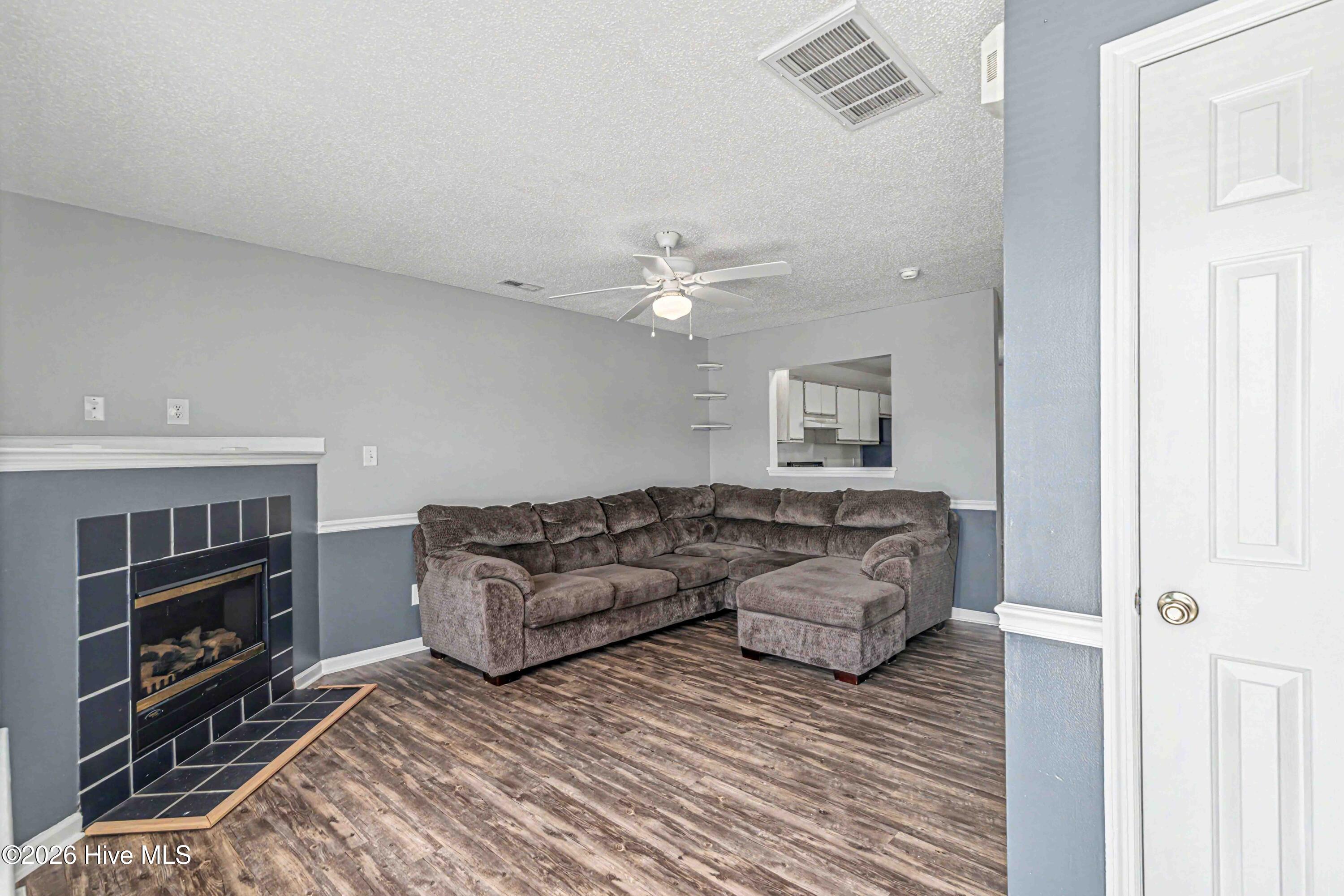 103 Fairwood Court Property Photo 2