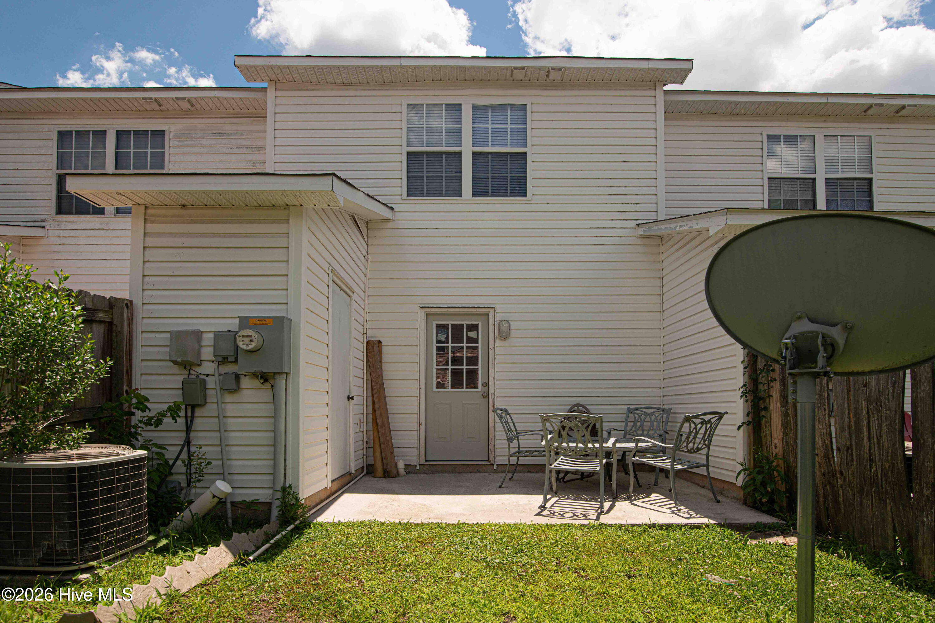 103 Fairwood Court Property Photo 18