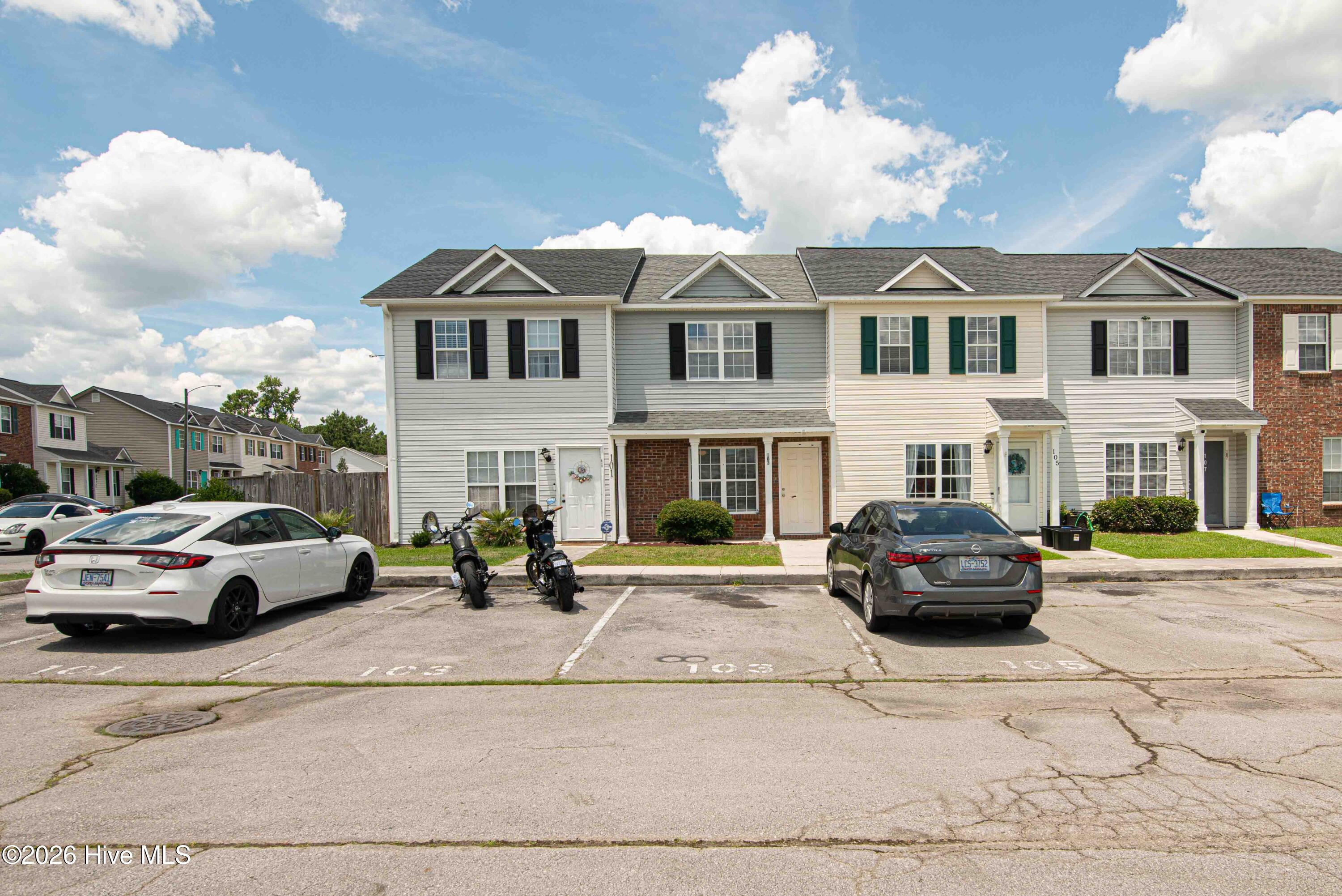 103 Fairwood Court Property Photo 19