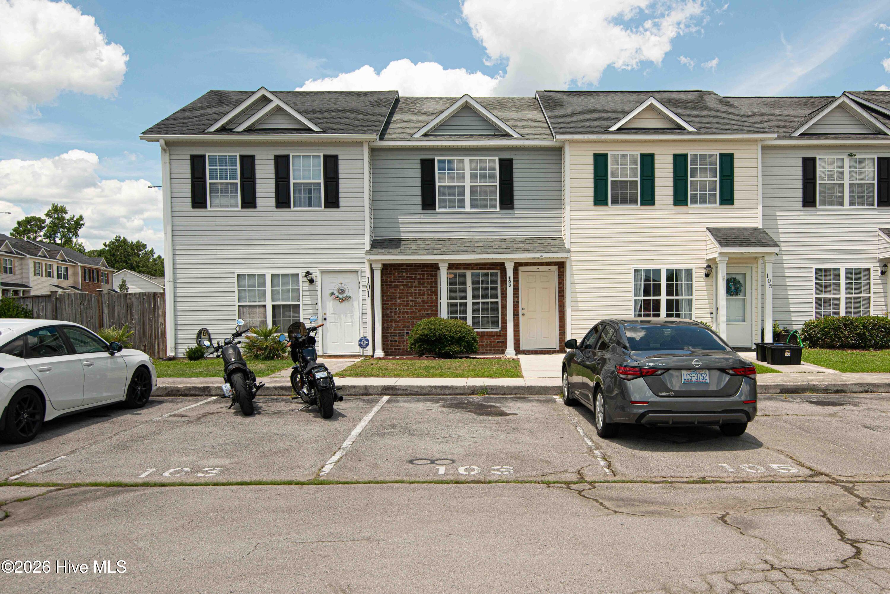 103 Fairwood Court Property Photo 20