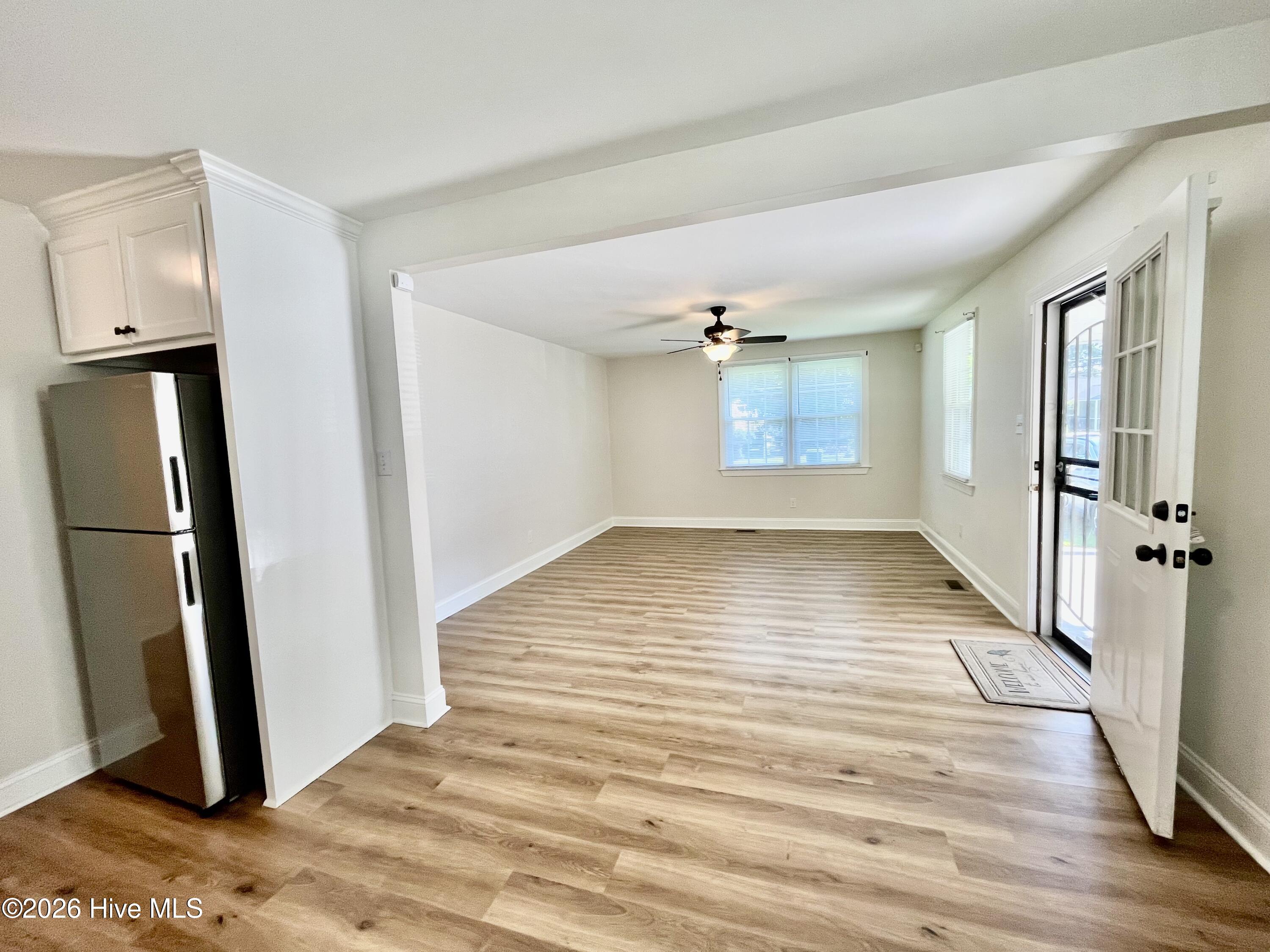 202 Banks Avenue Property Photo 7