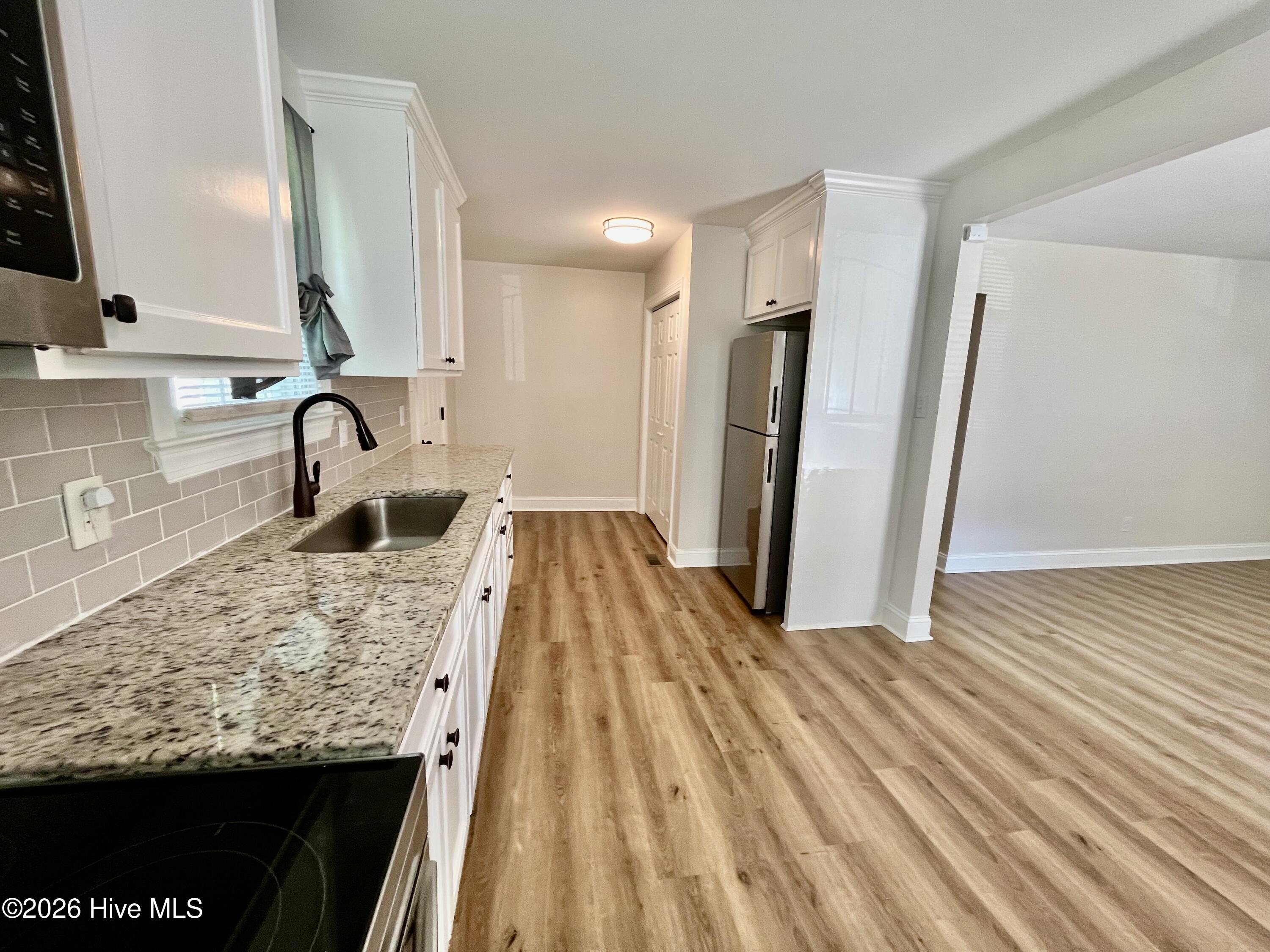 202 Banks Avenue Property Photo 8