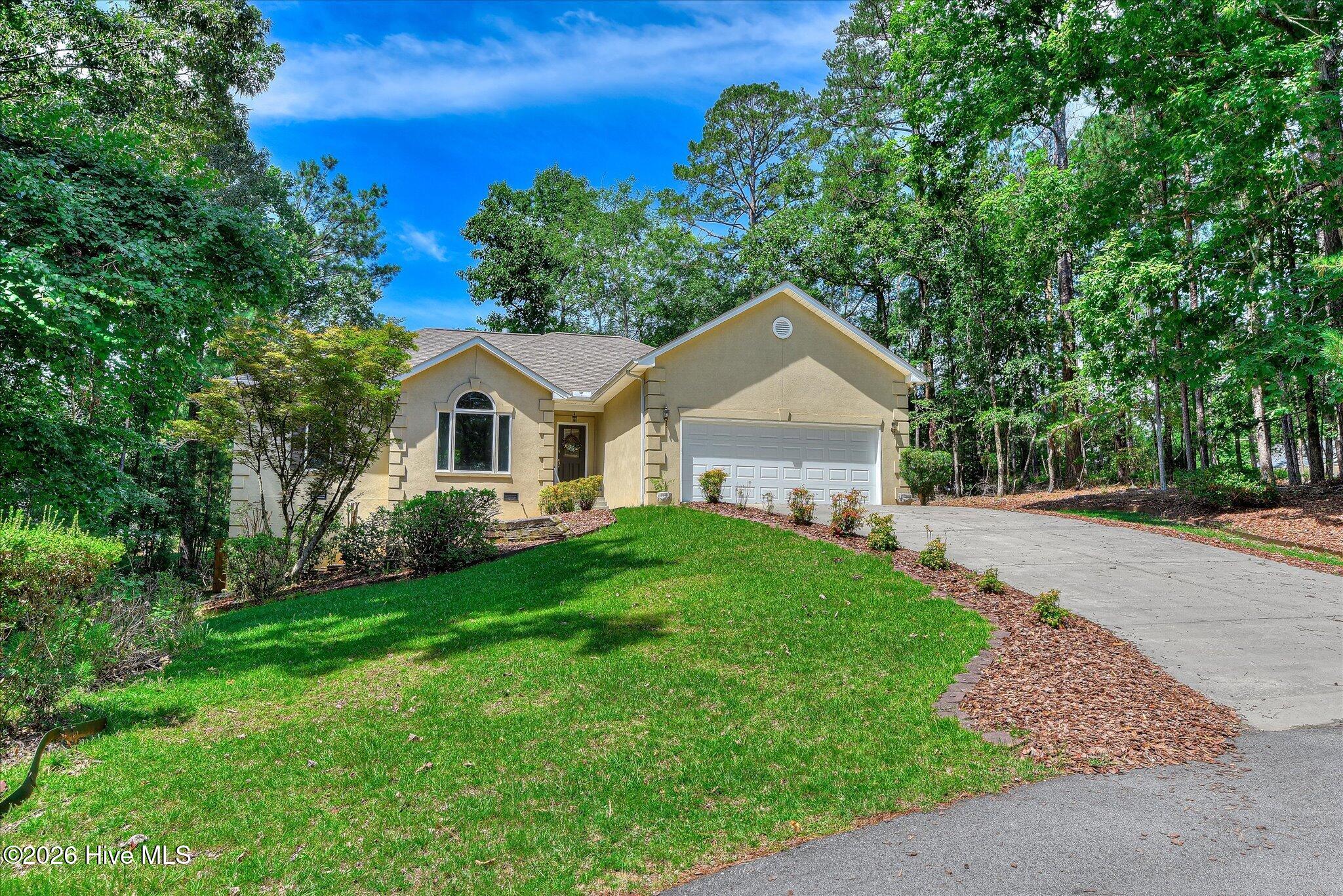 105 Azalea Circle Property Photo 2