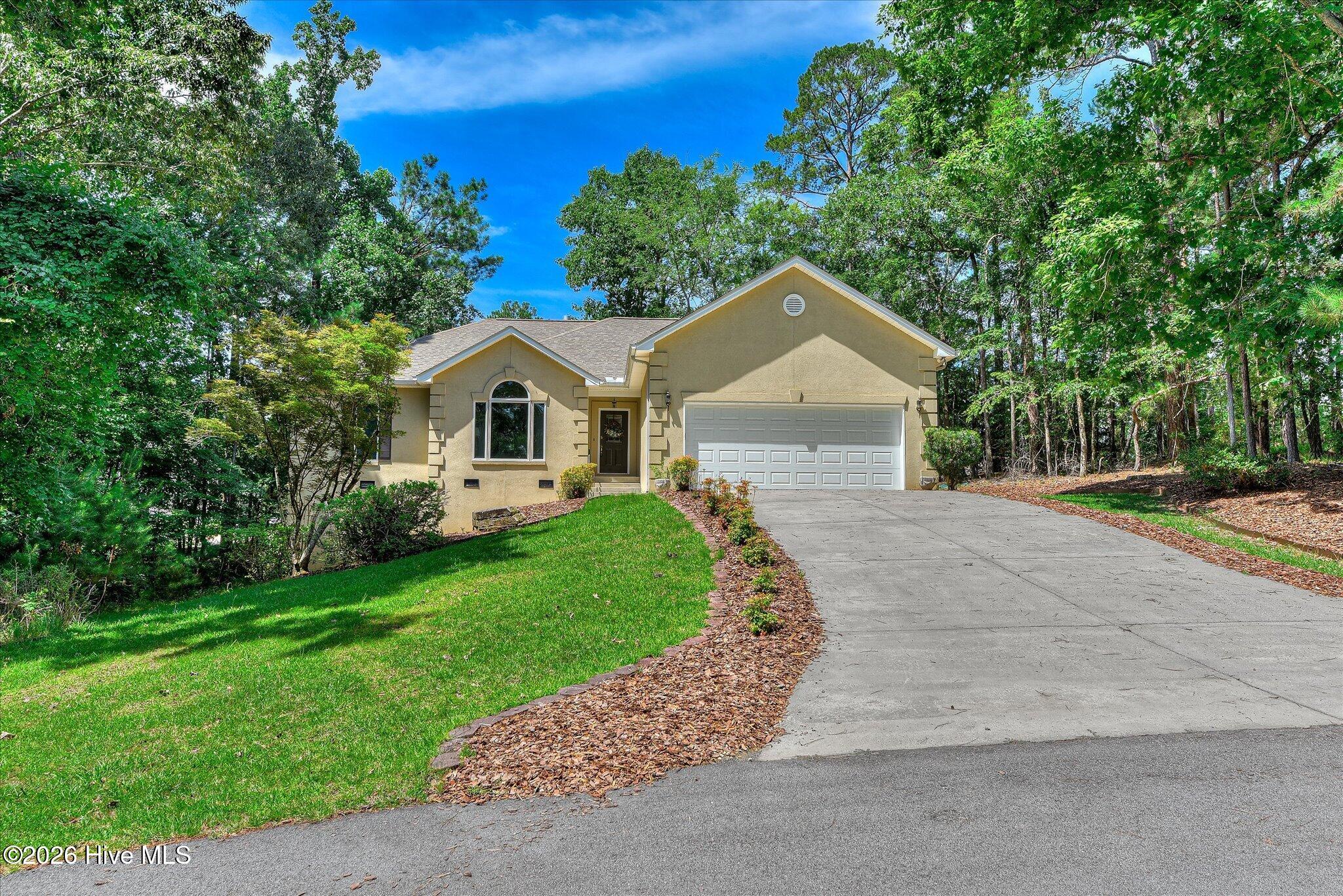 105 Azalea Circle Property Photo 4