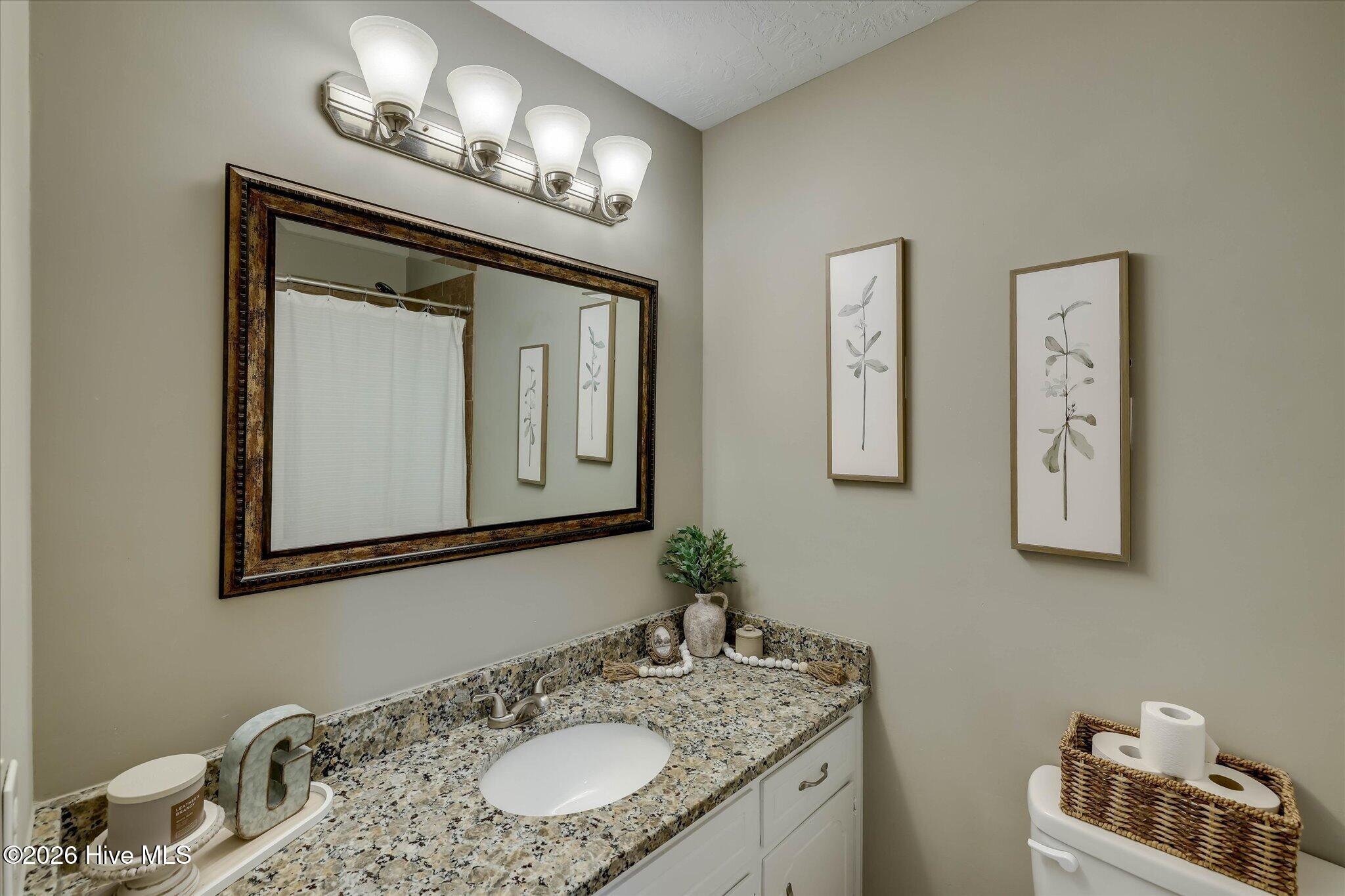 404 Shadow Lane Property Photo 26