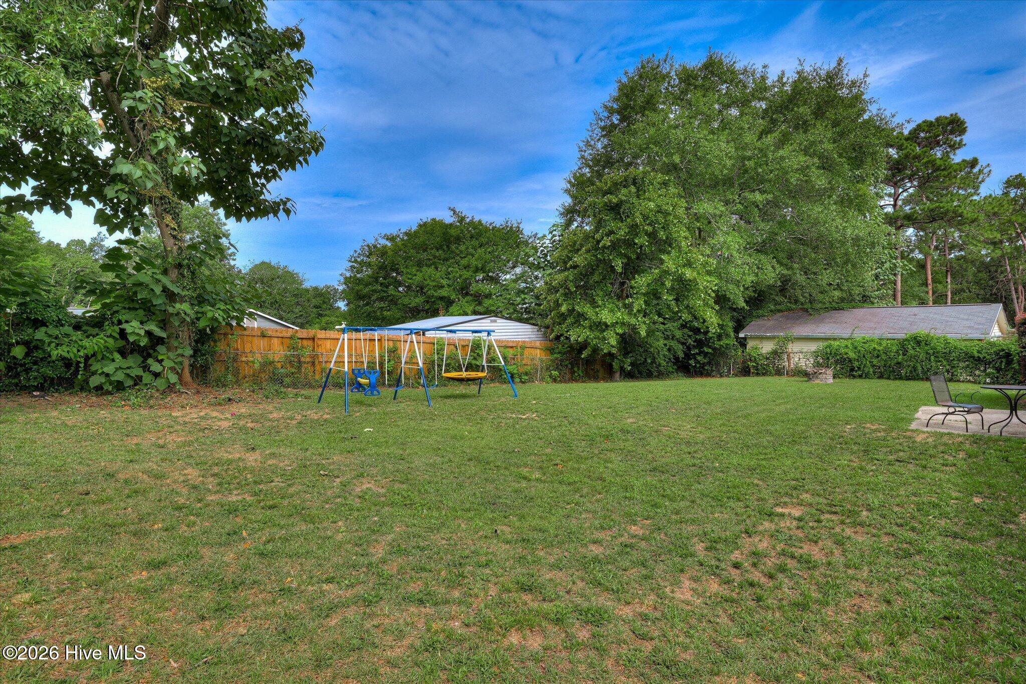 404 Shadow Lane Property Photo 31