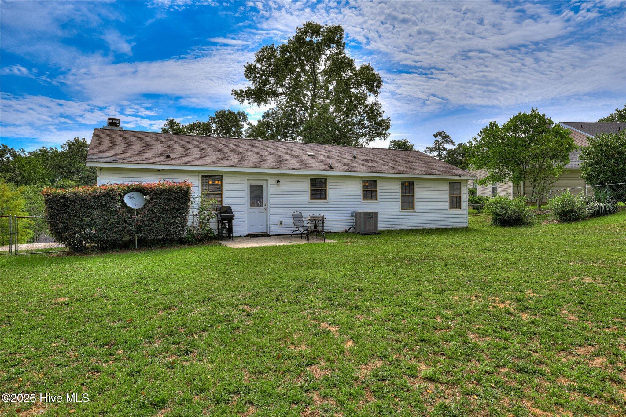 404 Shadow Lane Property Photo 32