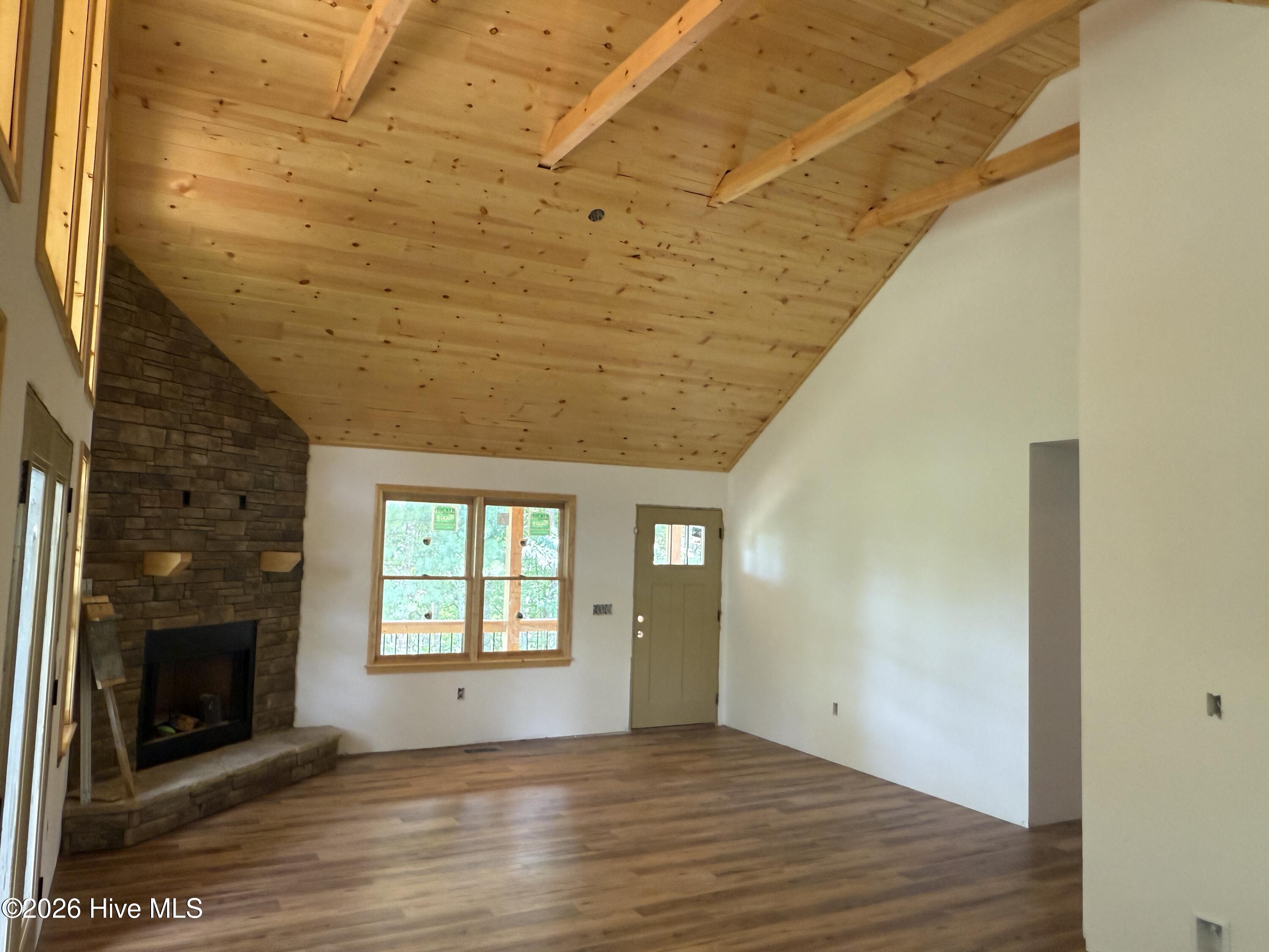 271 Cloud Les Lane Property Photo 9
