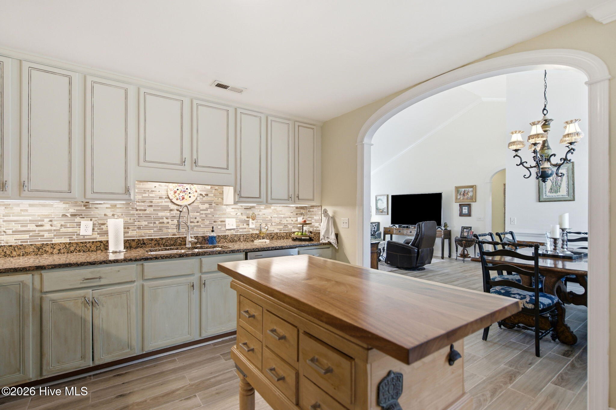 7606 Quail Woods Road Property Photo 15