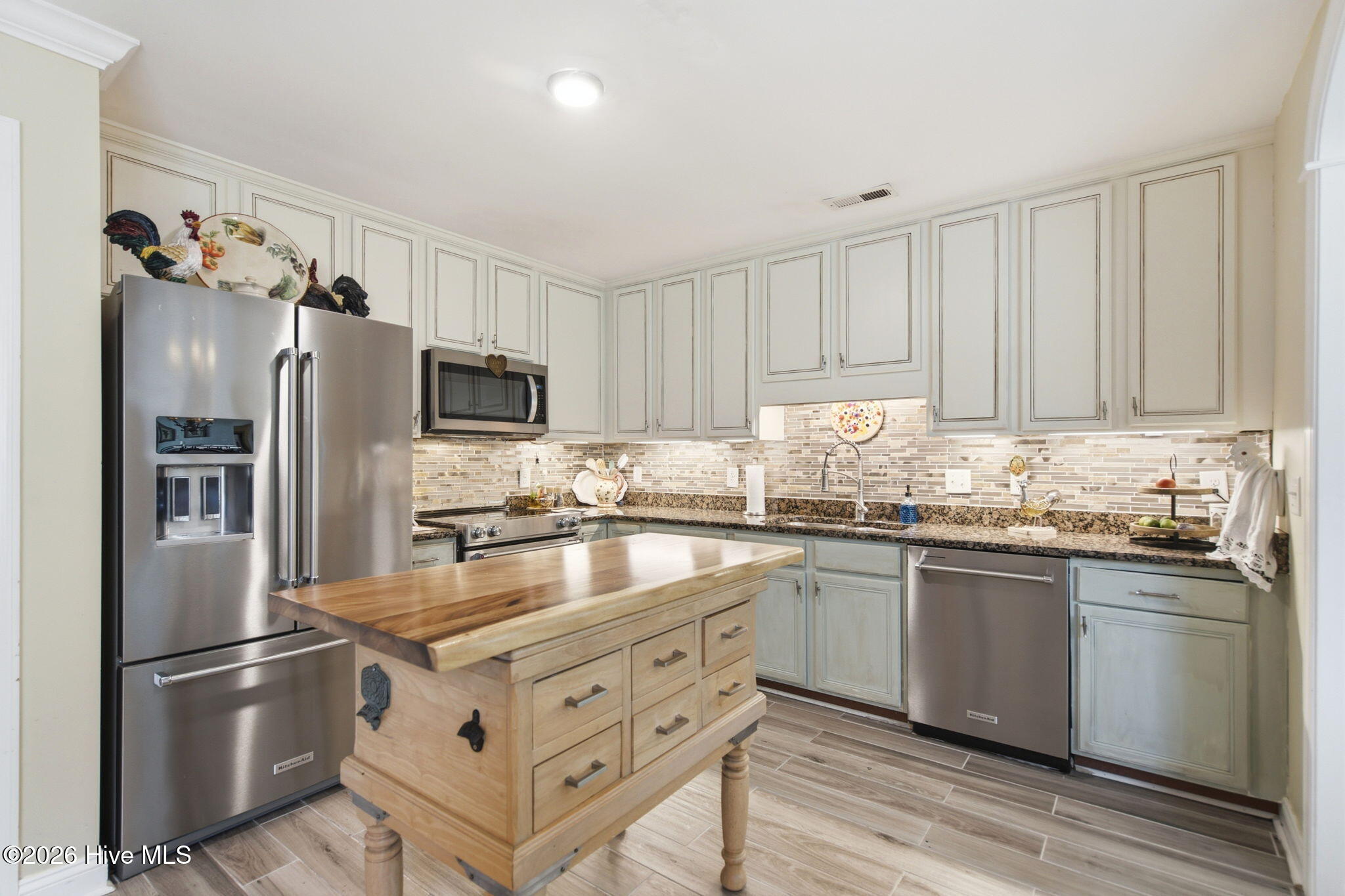 7606 Quail Woods Road Property Photo 16