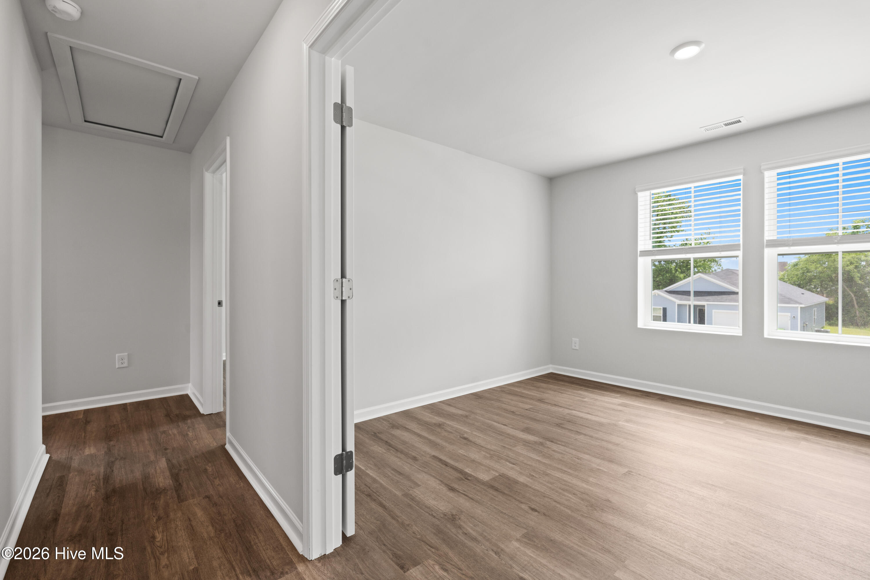 141 N Squires Run Lane Property Photo 35