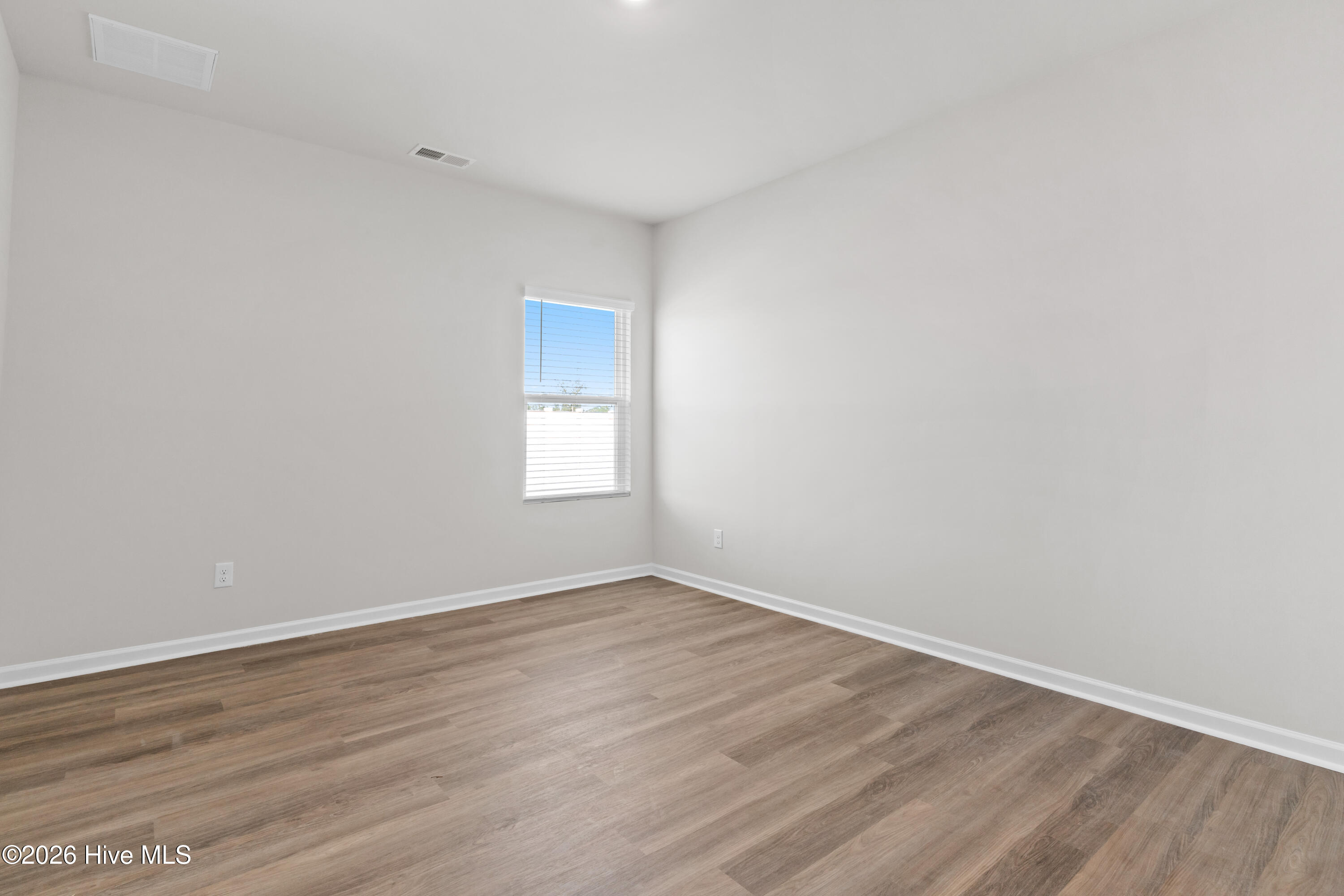 152 N Squires Run Lane Property Photo 15