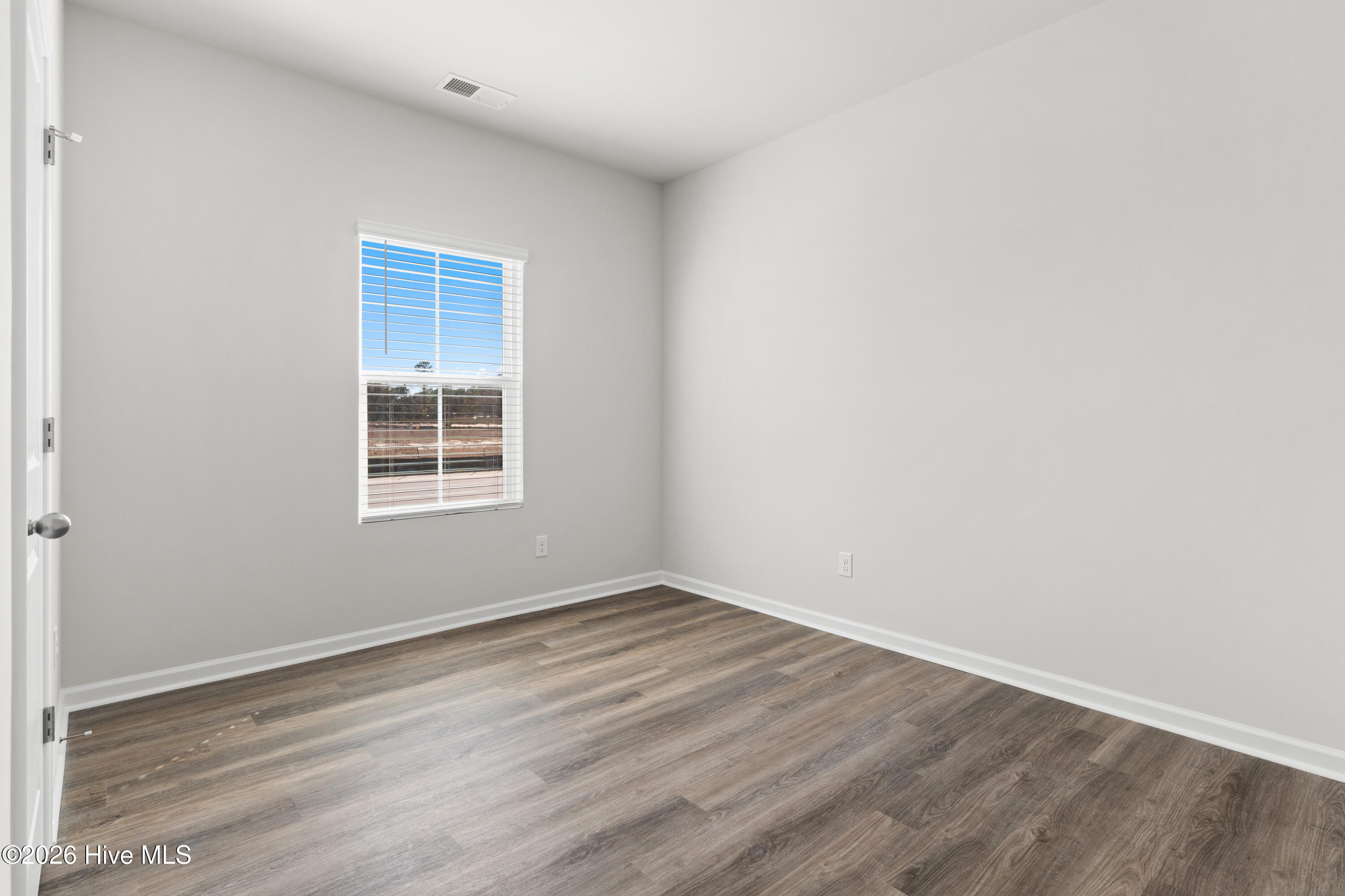 152 N Squires Run Lane Property Photo 25