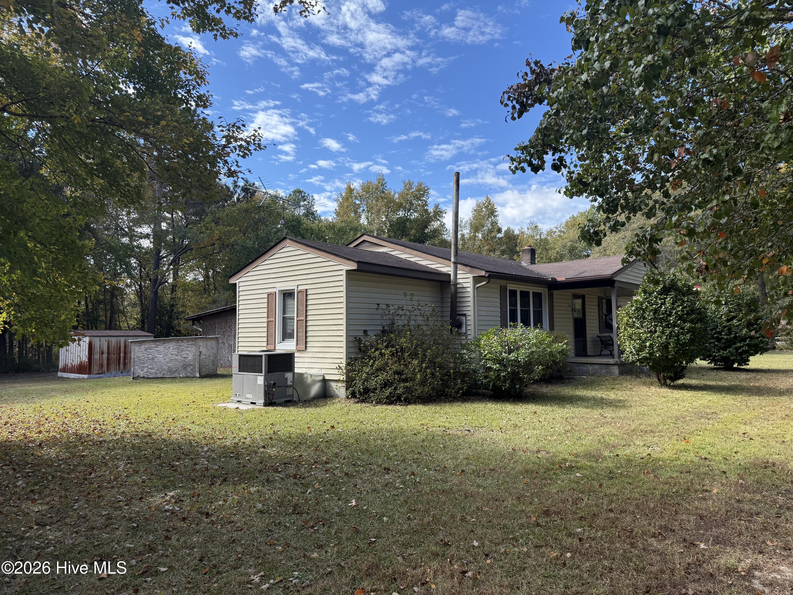 119 Bessie Road Property Photo 6