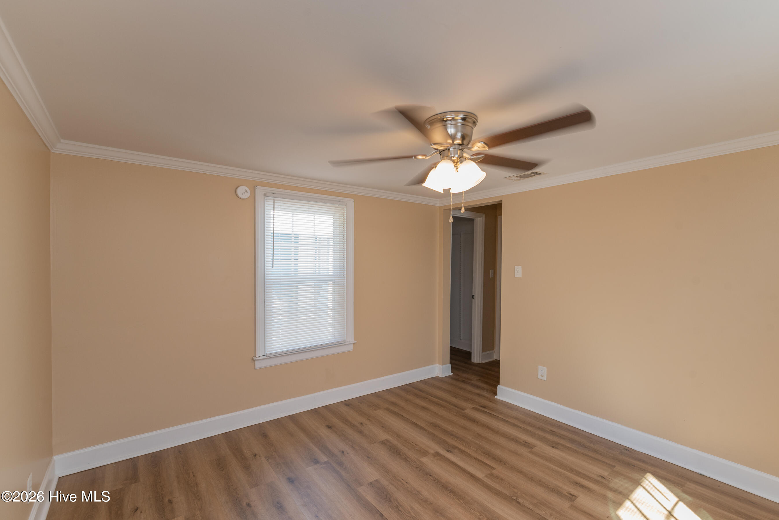1800 Hampton Avenue Property Photo 17