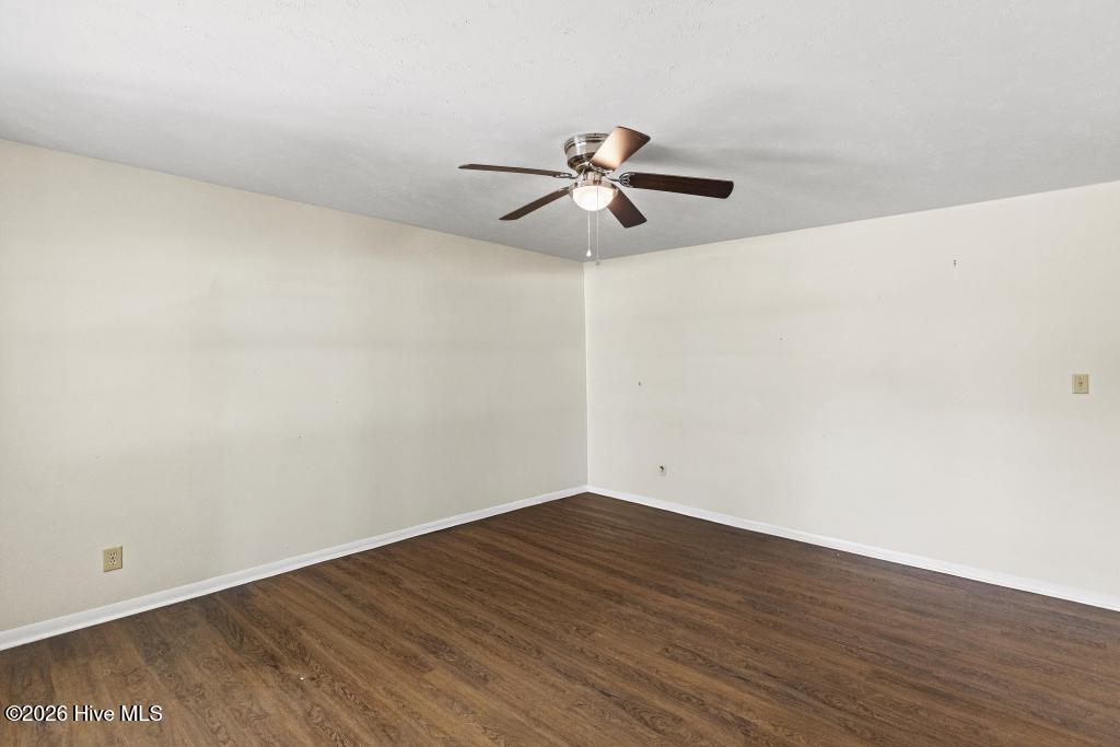 604 Oakwood Avenue Property Photo 5