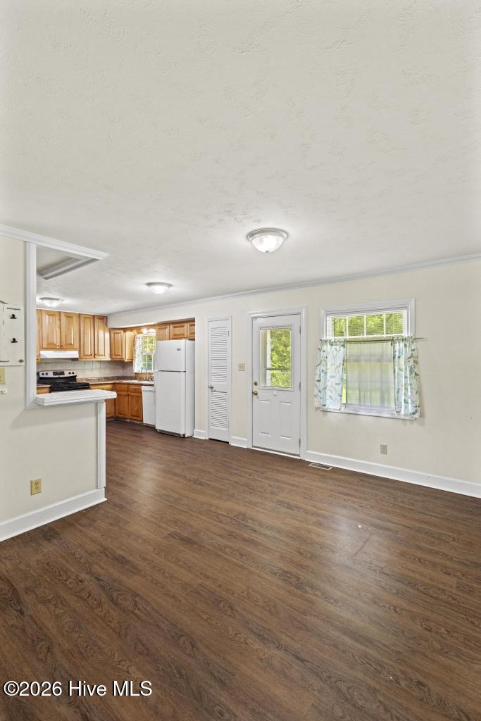 604 Oakwood Avenue Property Photo 8