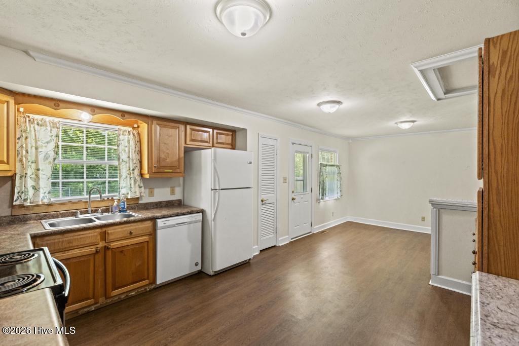 604 Oakwood Avenue Property Photo 13