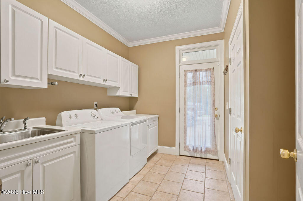 1060 Mohawk Drive Property Photo 25