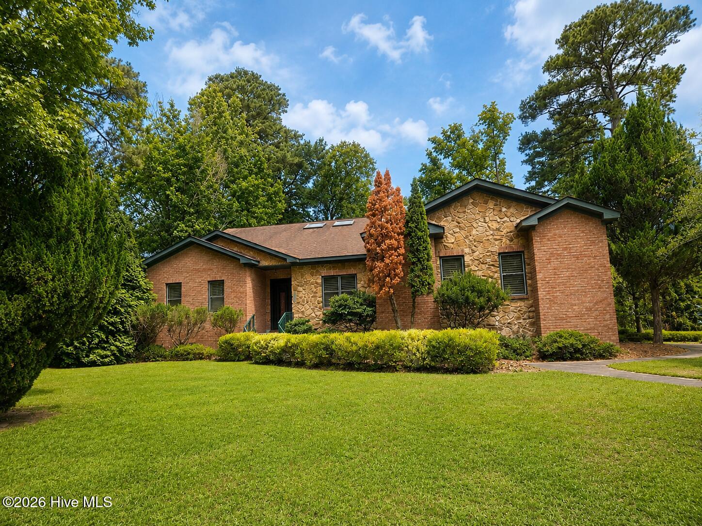 146 Lismore Drive Property Photo 1