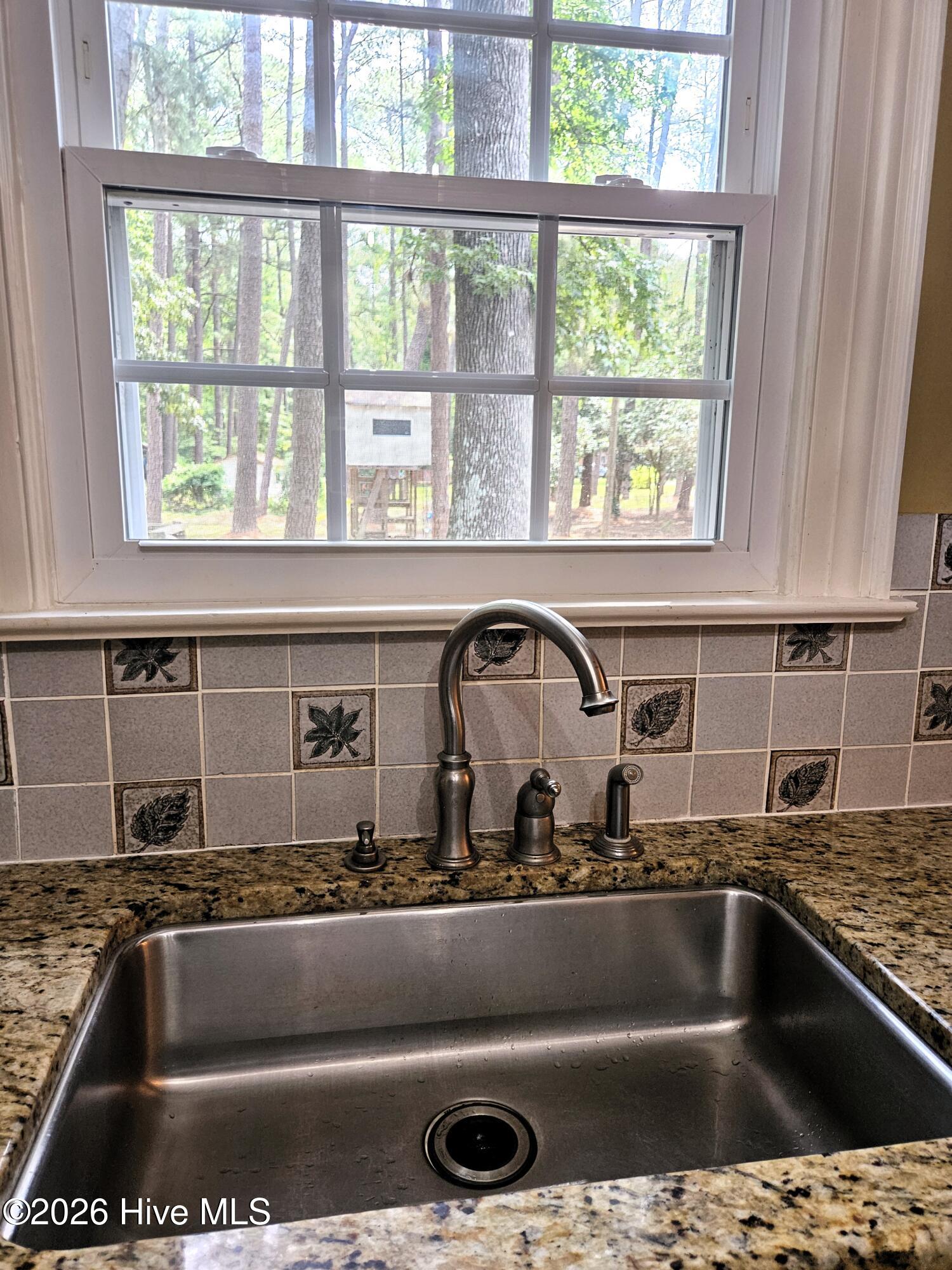 715 Evergreen Road Property Photo 15
