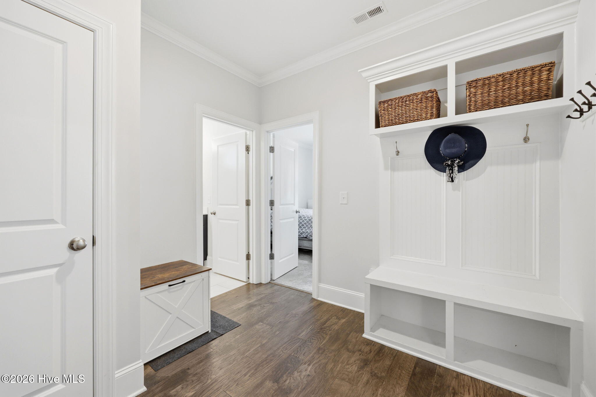 3704 Colony Woods Drive Property Photo 18