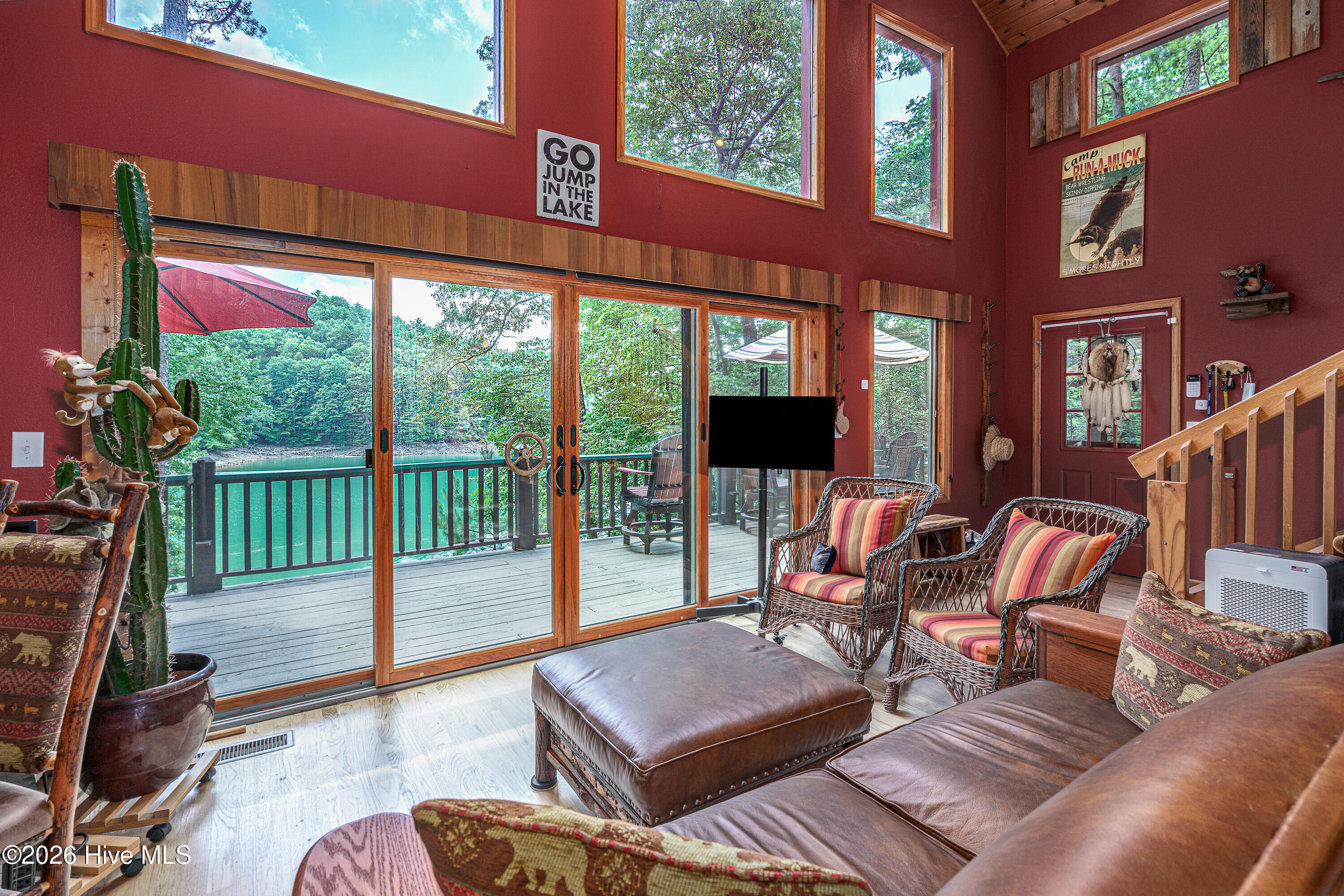 659 Lonesome Pine Road Property Photo 9