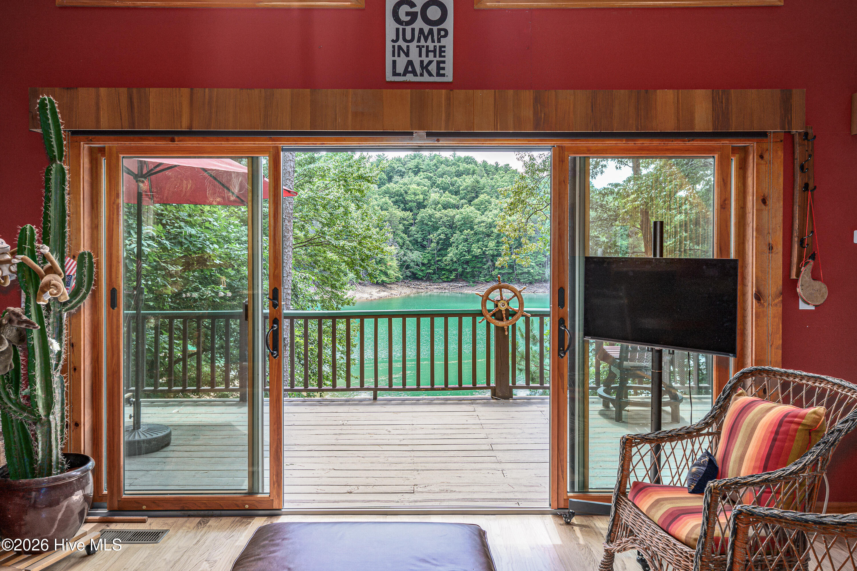 659 Lonesome Pine Road Property Photo 12