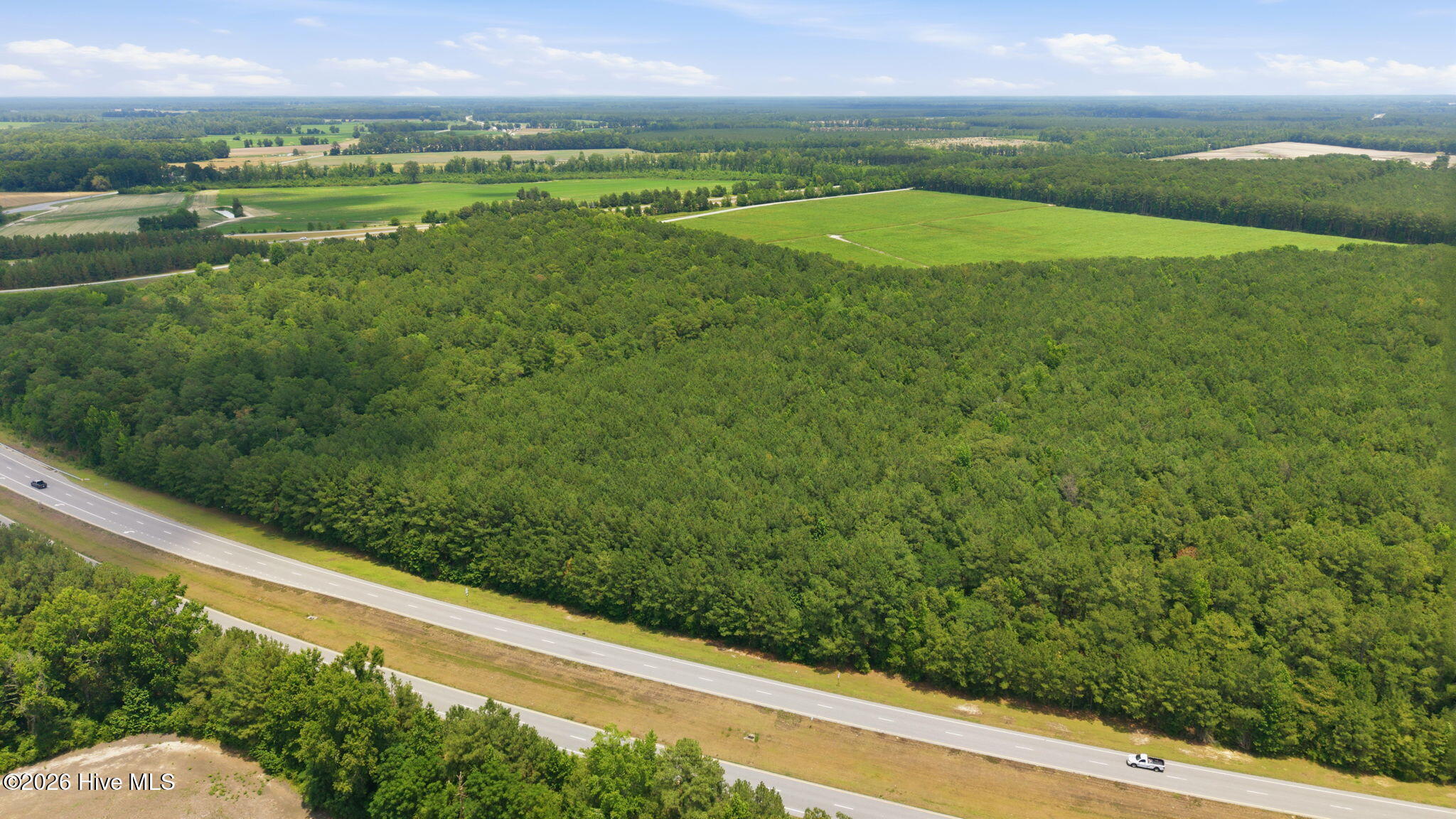 8028 2 Nc 11 Bus Property Photo 2