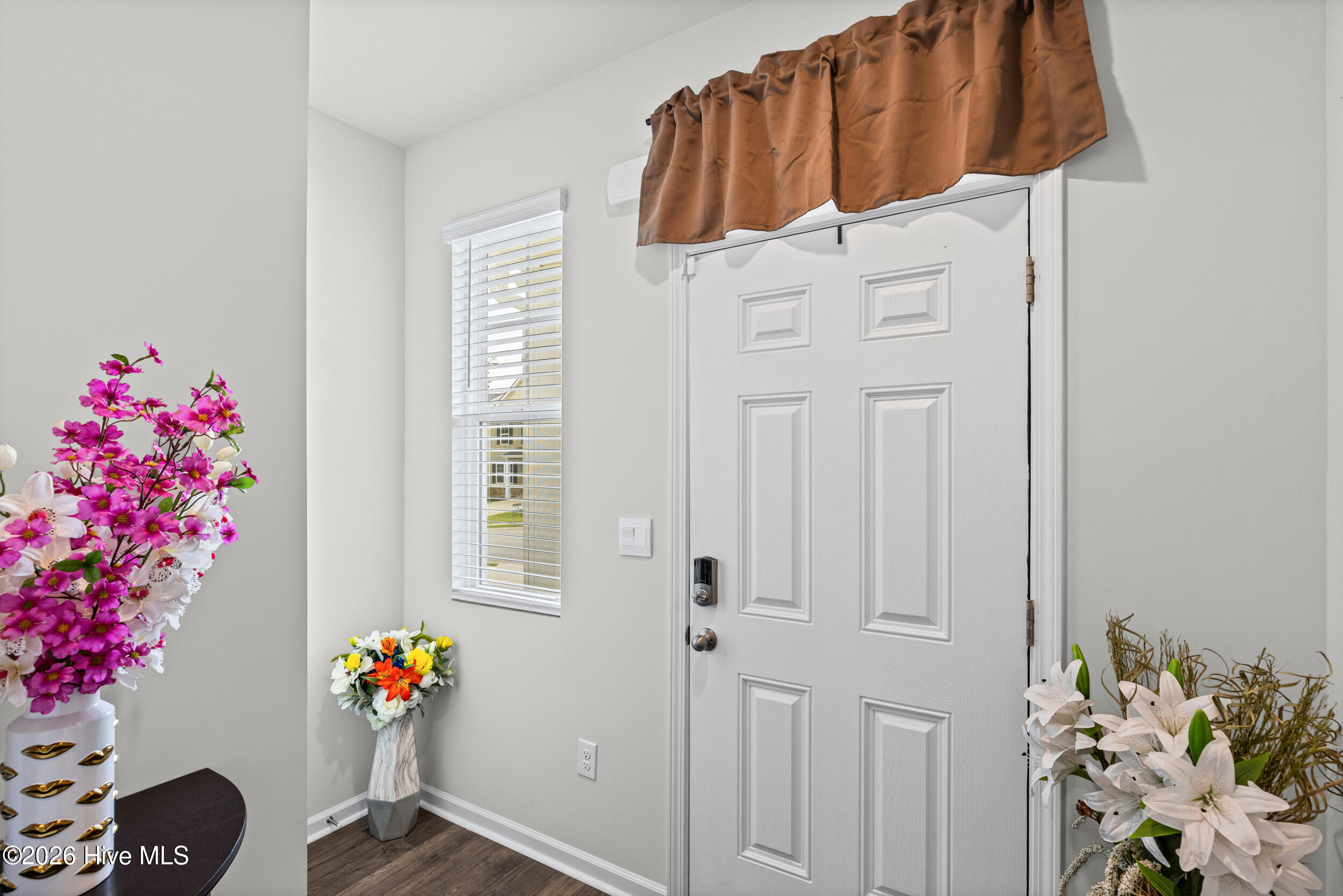 1156 Button Buck Lane Property Photo 4