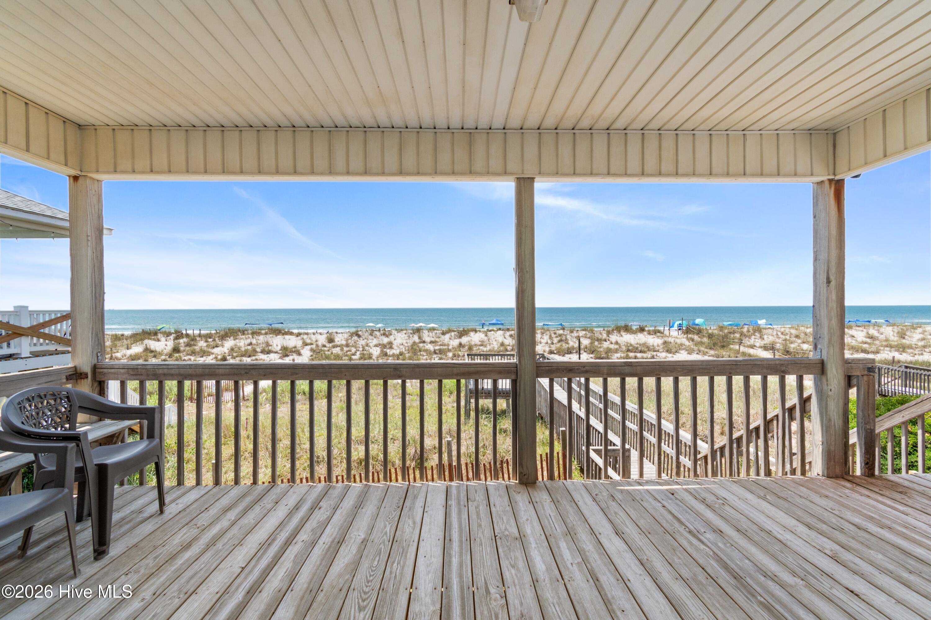 2203 E Beach Drive Property Photo 24
