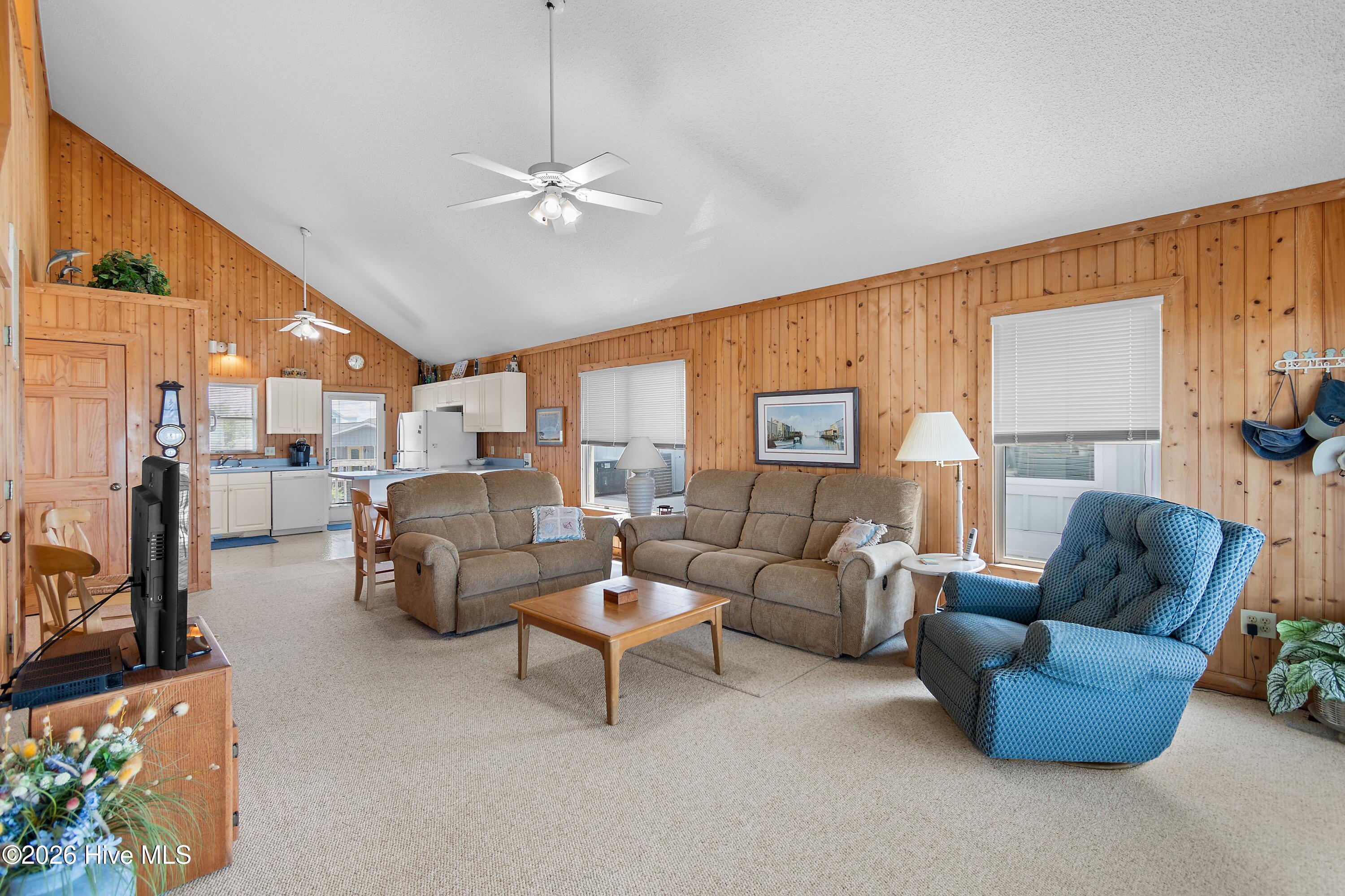 2203 E Beach Drive Property Photo 26