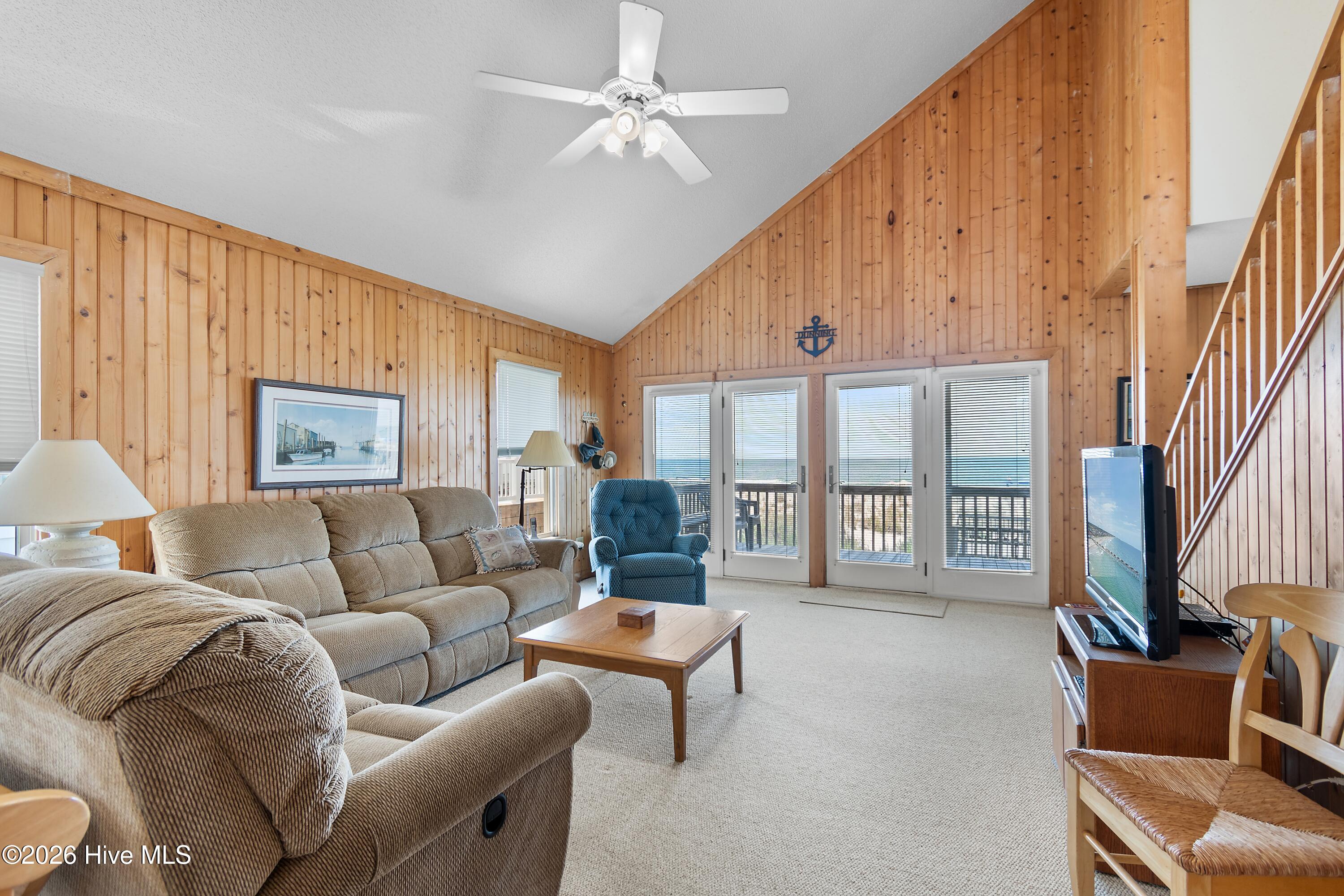 2203 E Beach Drive Property Photo 28