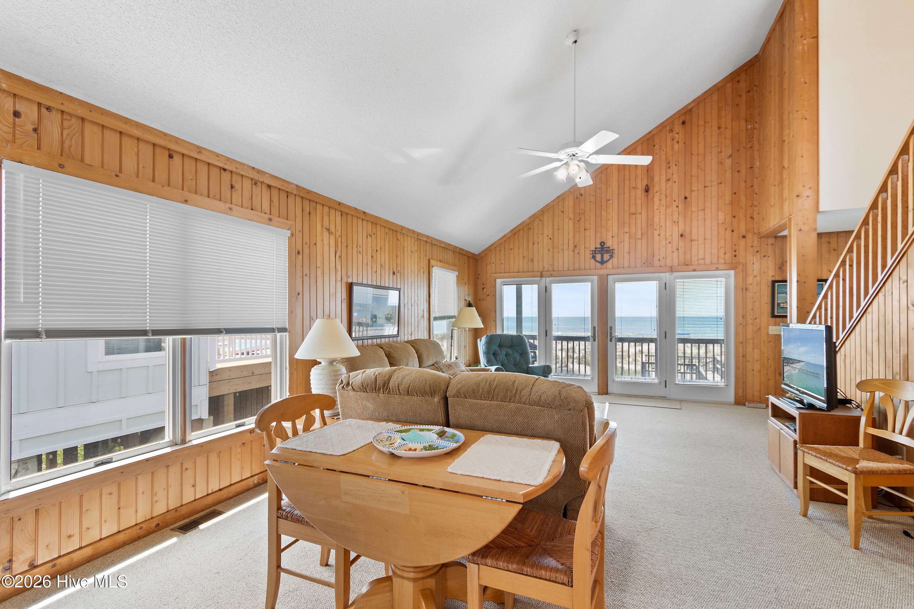 2203 E Beach Drive Property Photo 30