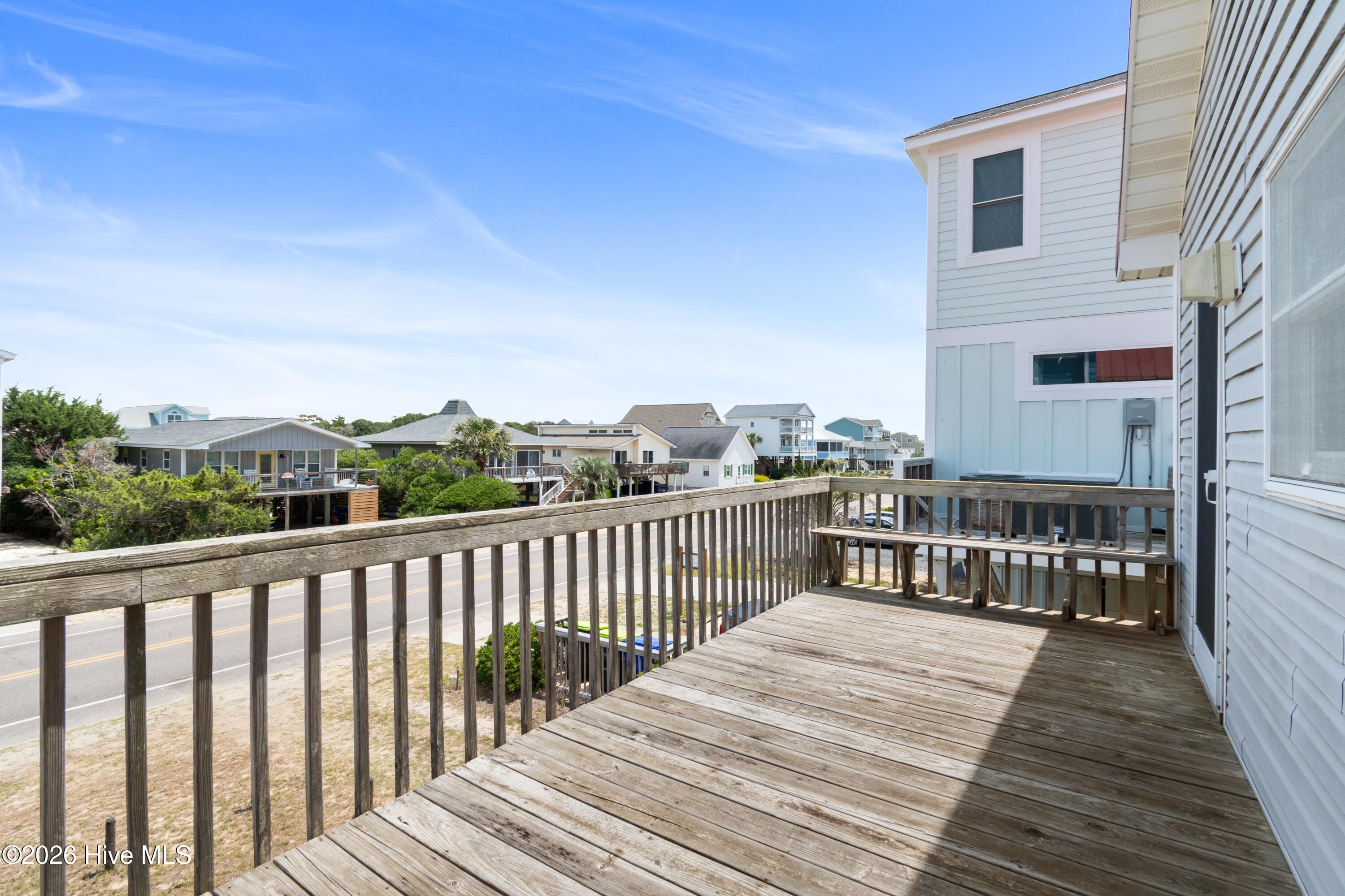2203 E Beach Drive Property Photo 36
