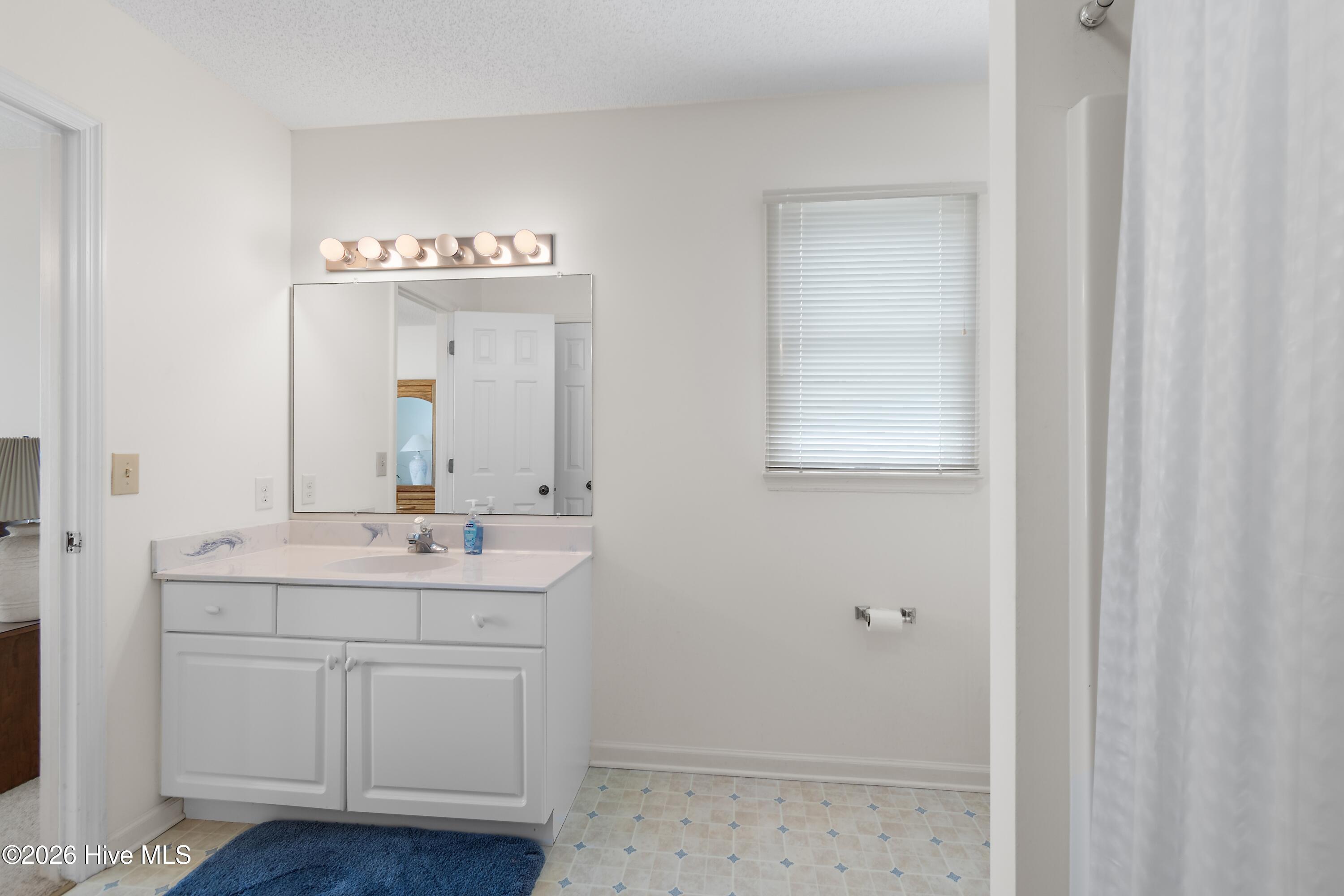 2203 E Beach Drive Property Photo 49
