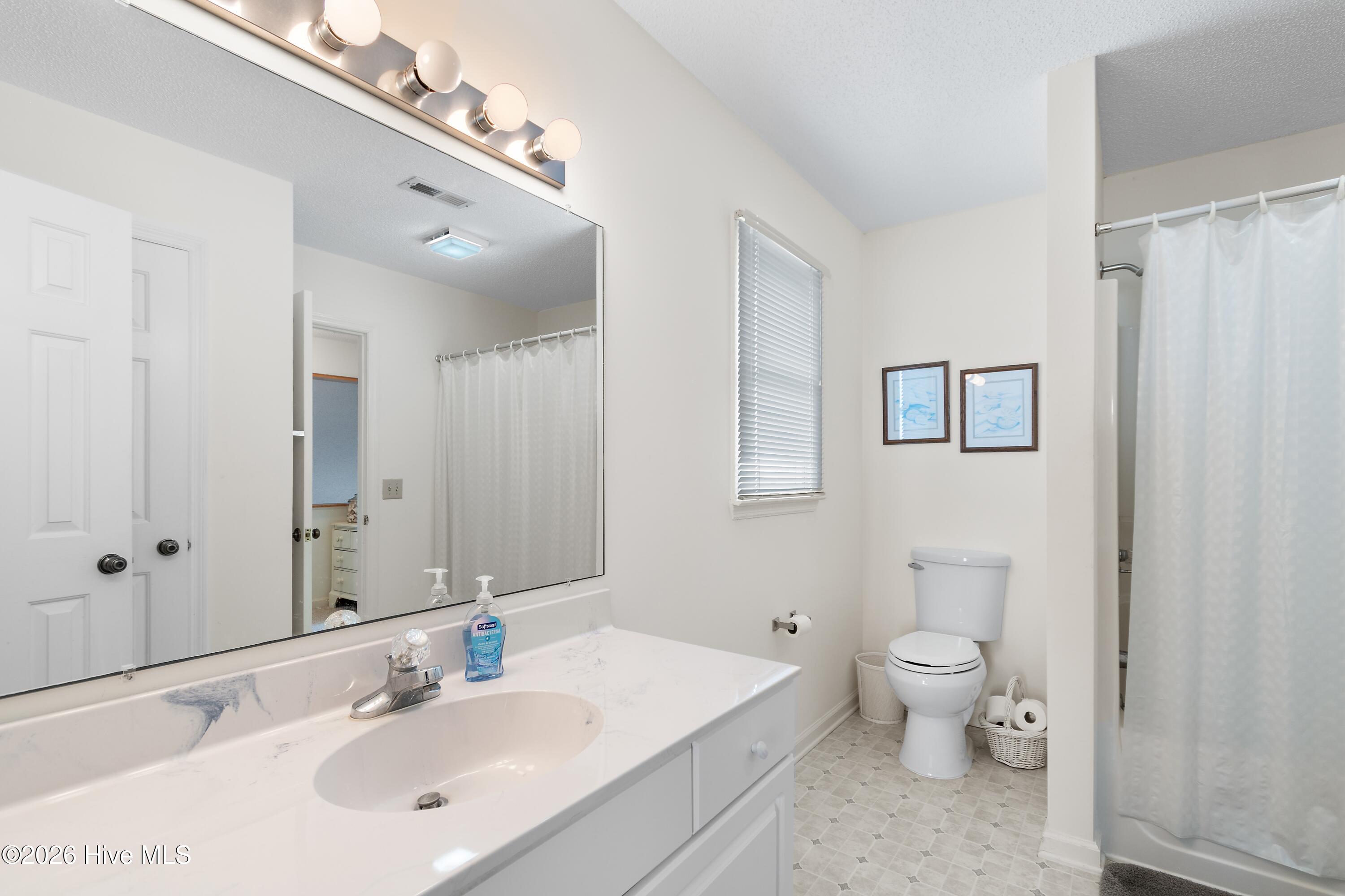 2203 E Beach Drive Property Photo 50