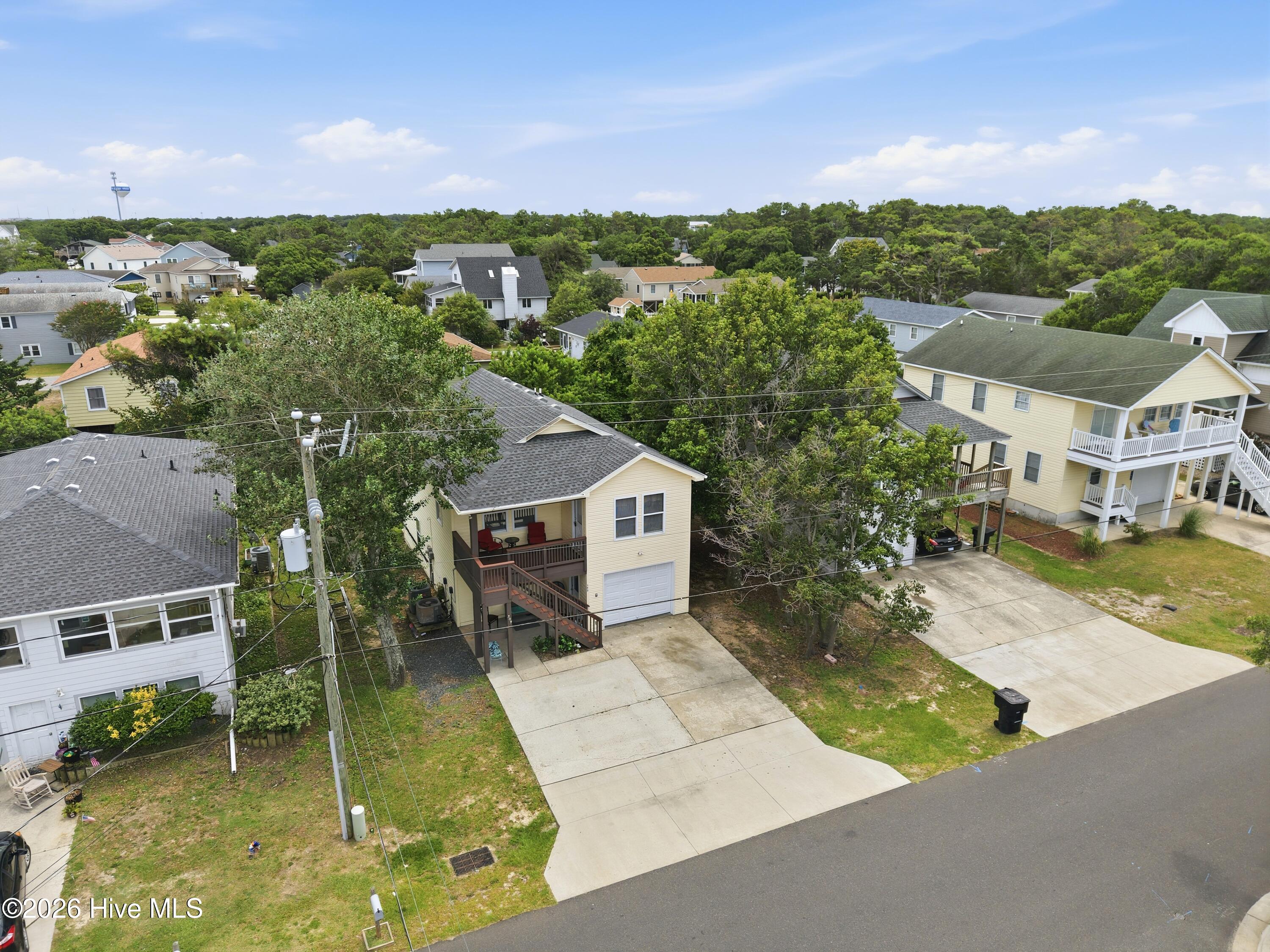 309 W Durham Street Property Photo 4