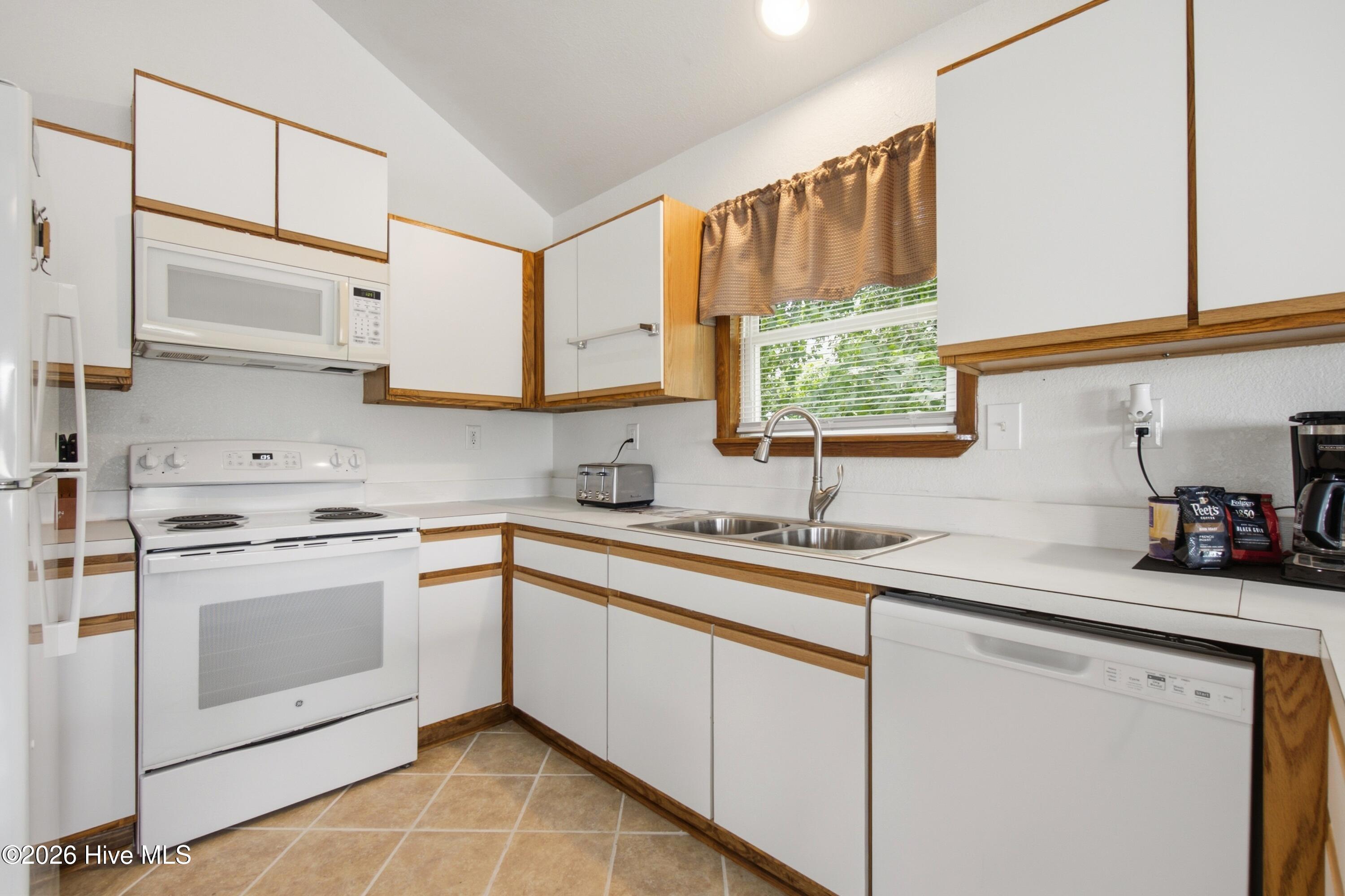 309 W Durham Street Property Photo 13