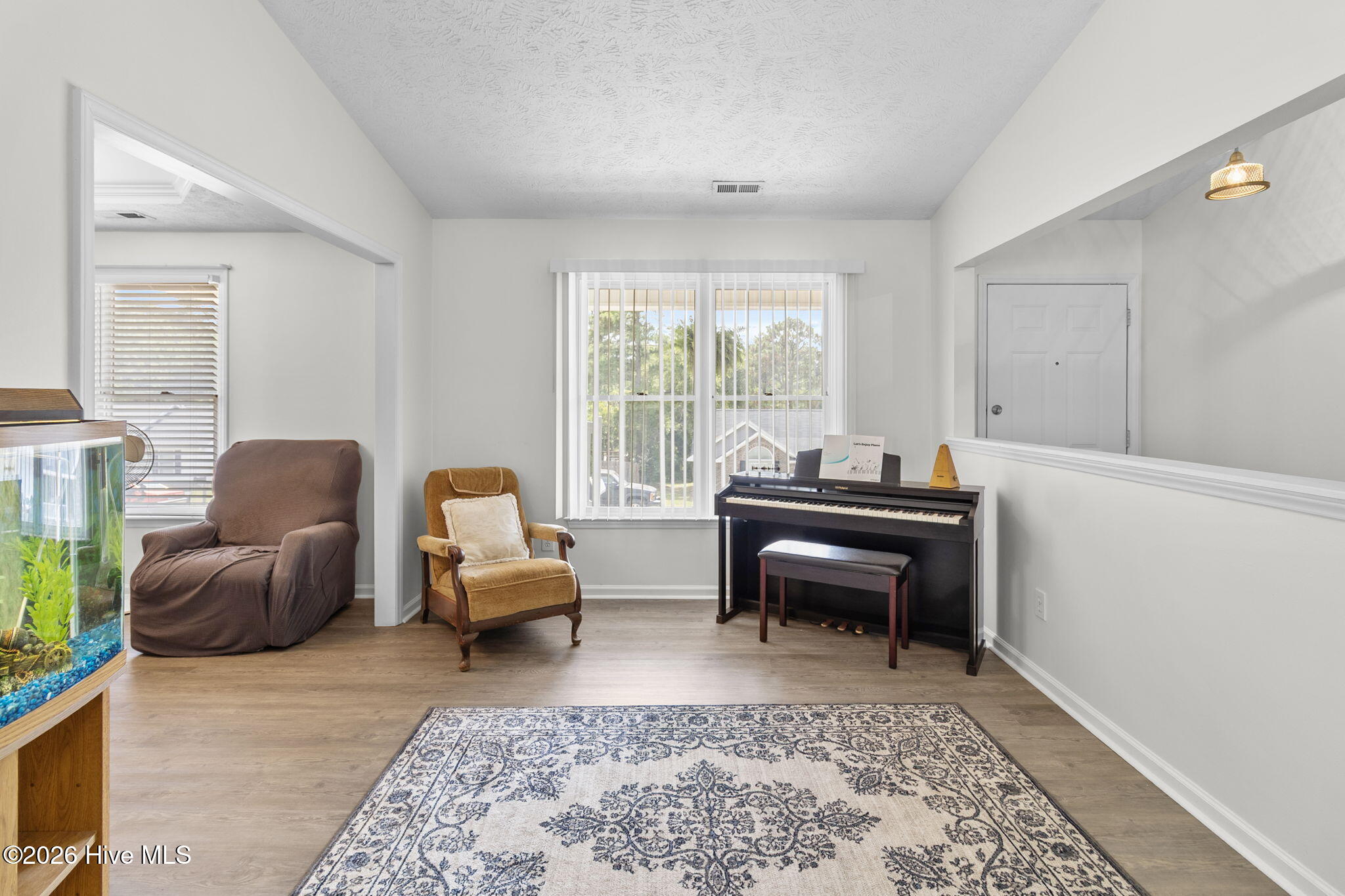 5315 Blanchette Street Property Photo 8