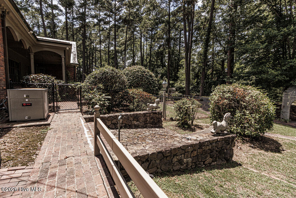 206 Westview Park Drive Property Photo 105