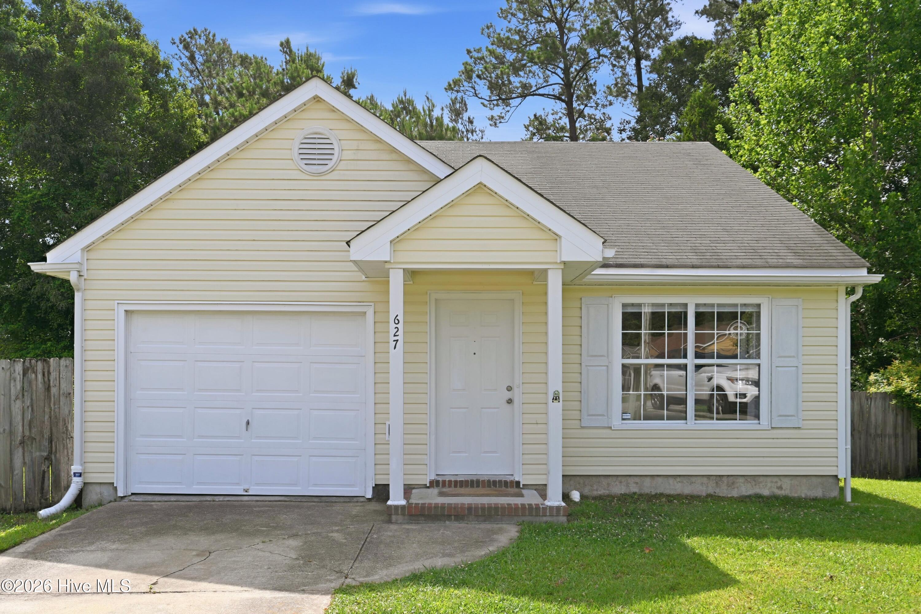 627 S Hampton Drive Property Photo 1