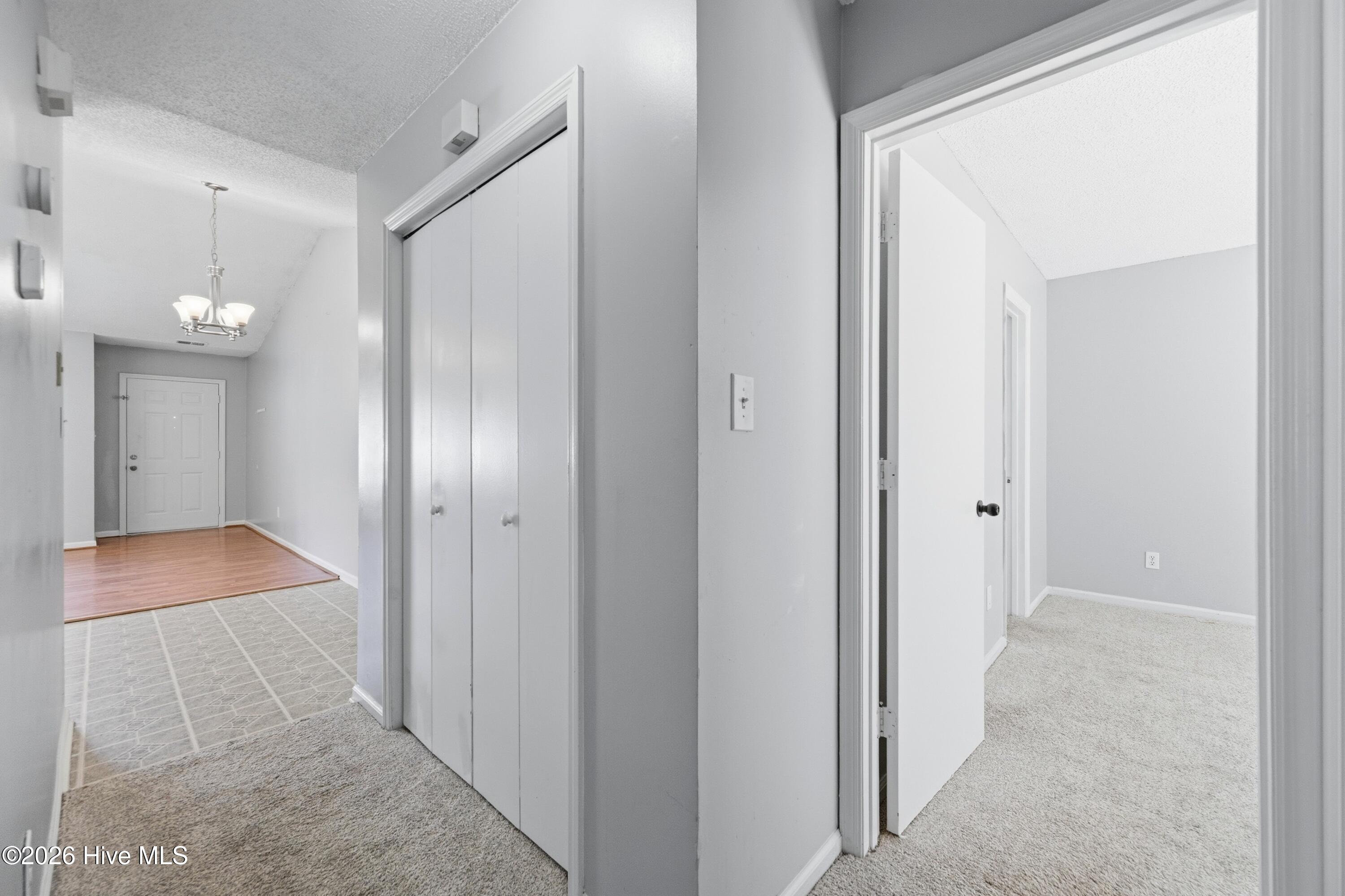 627 S Hampton Drive Property Photo 15