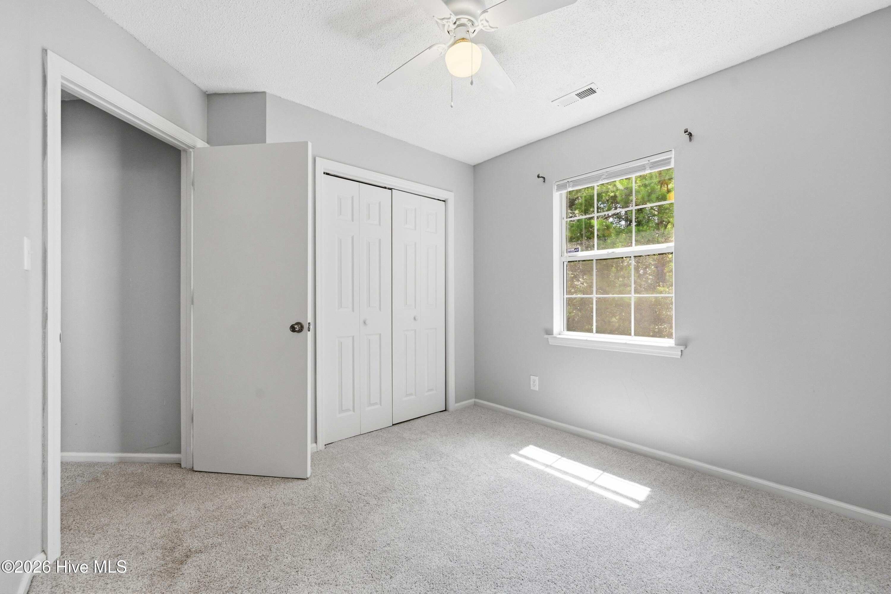 627 S Hampton Drive Property Photo 28