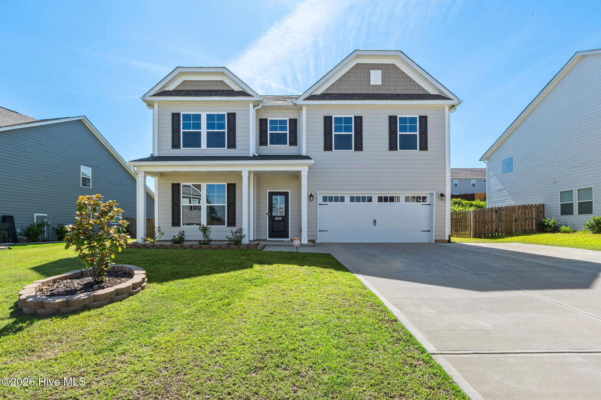 2214 Southland Drive Property Photo 1